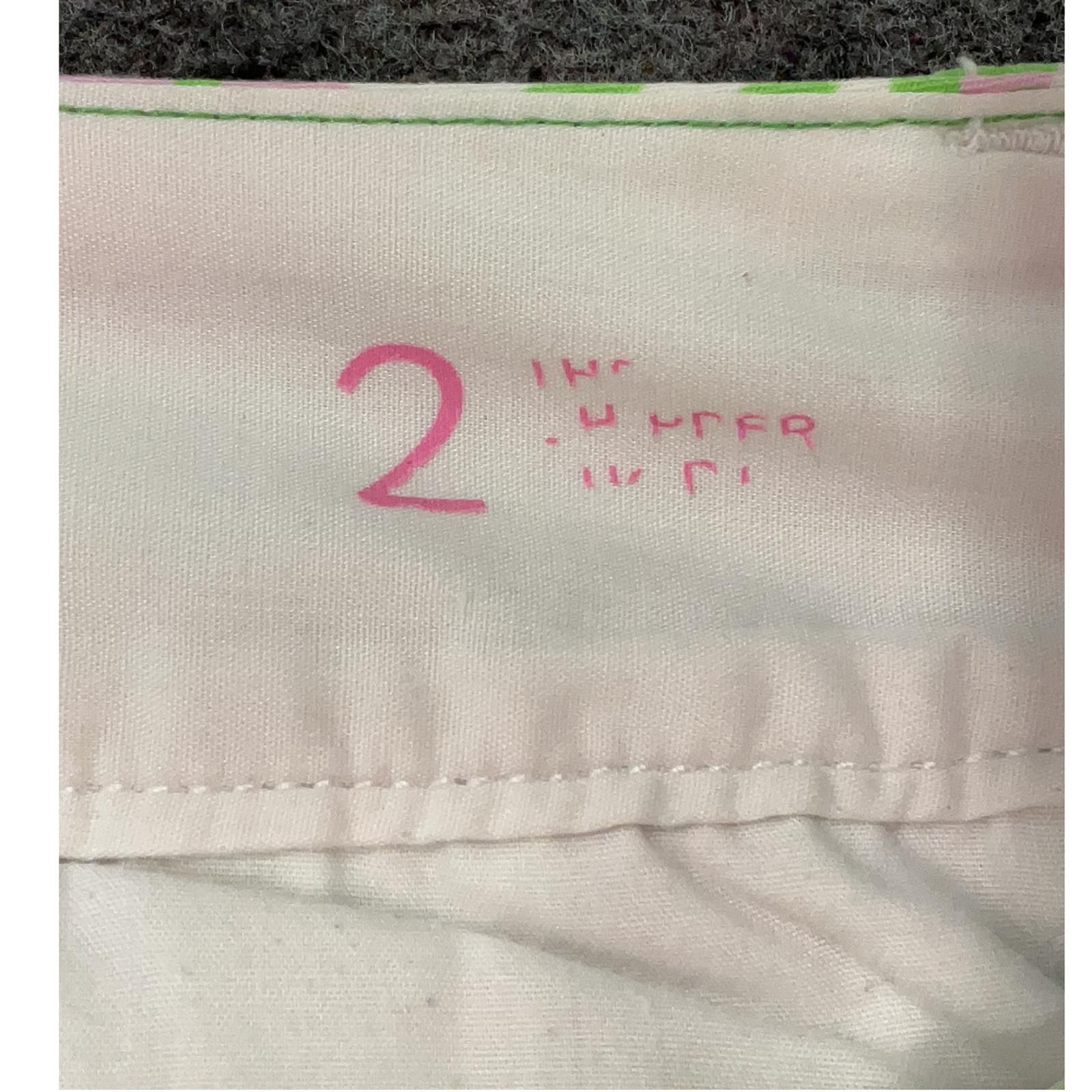 Other Lilly Pulitzer Women's Shorts Size 2 Green Lion Print Size 26" / US 2 / IT 38 - 4 Thumbnail