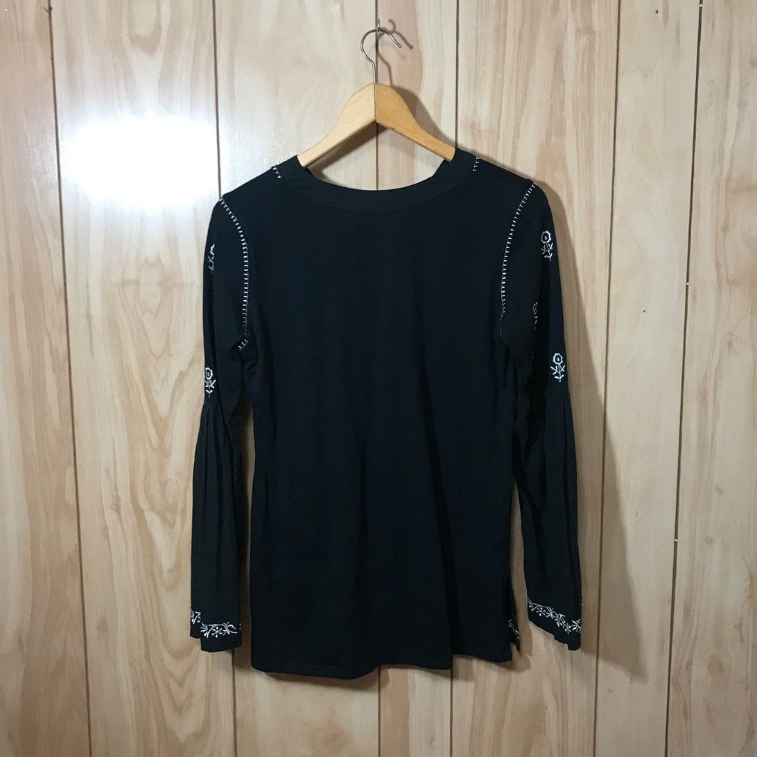 Other RxB Black Embroidered Floral Scoop Neck Long Sleeve Top M Size M / US 6-8 / IT 42-44 - 2 Thumbnail