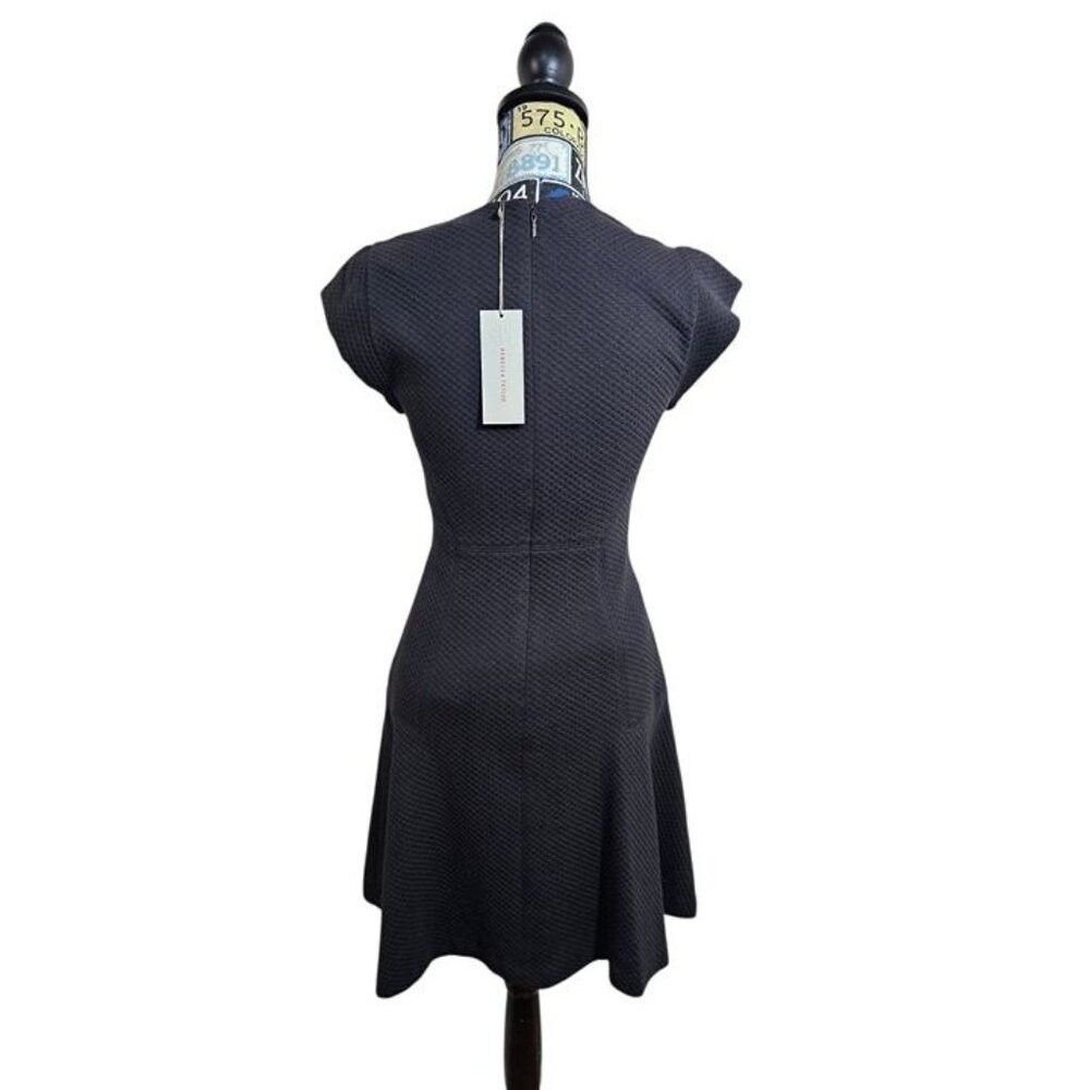 Rebecca Taylor Rebecca Taylor Textured V Neck Cap Sleeve Flare Dress Size Size XS / US 0-2 / IT 36-38 - 3 Thumbnail
