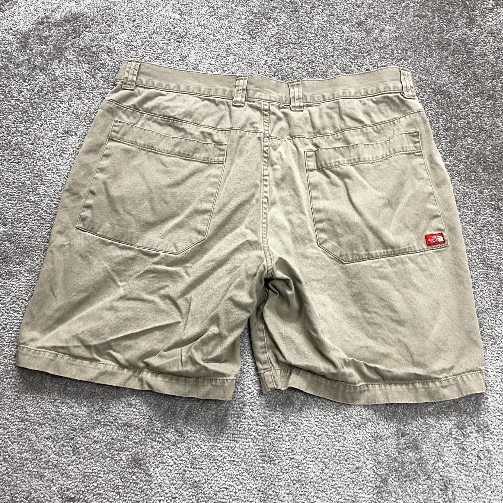 The North Face VINTAGE THE NORTH FACE Chino Shorts Mens 36 Brown Solid Cotton Pockets Casual Outdoor Size US 36 / EU 52 - 2 Thumbnail