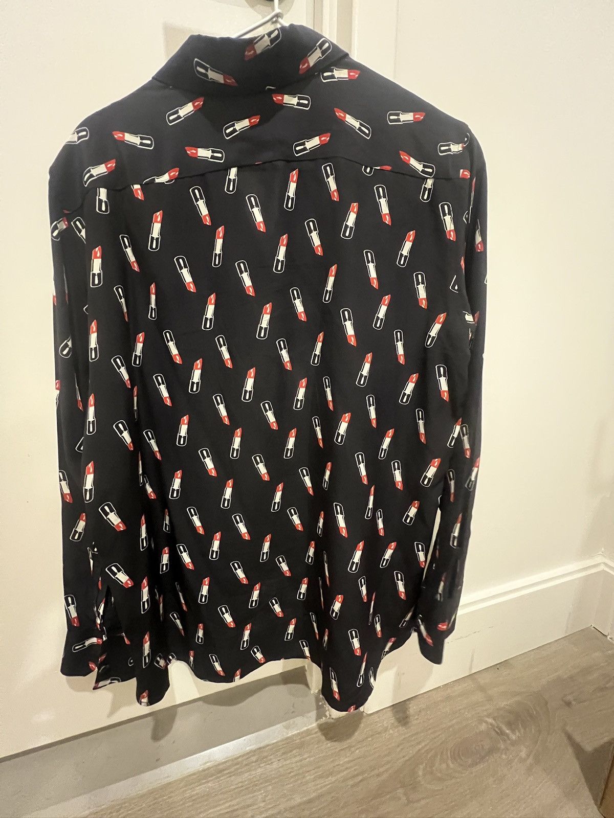 Saint Laurent Paris Saint Laurent Lipstick Button Down Shirt Size XL / US 12-14 / IT 48-50 - 3 Thumbnail