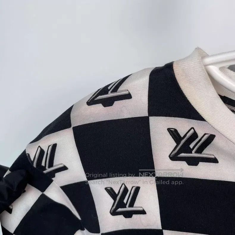 Louis Vuitton Louis Vuitton Black checkerboard chain short sleeve Size US S / EU 44-46 / 1 - 3 Thumbnail