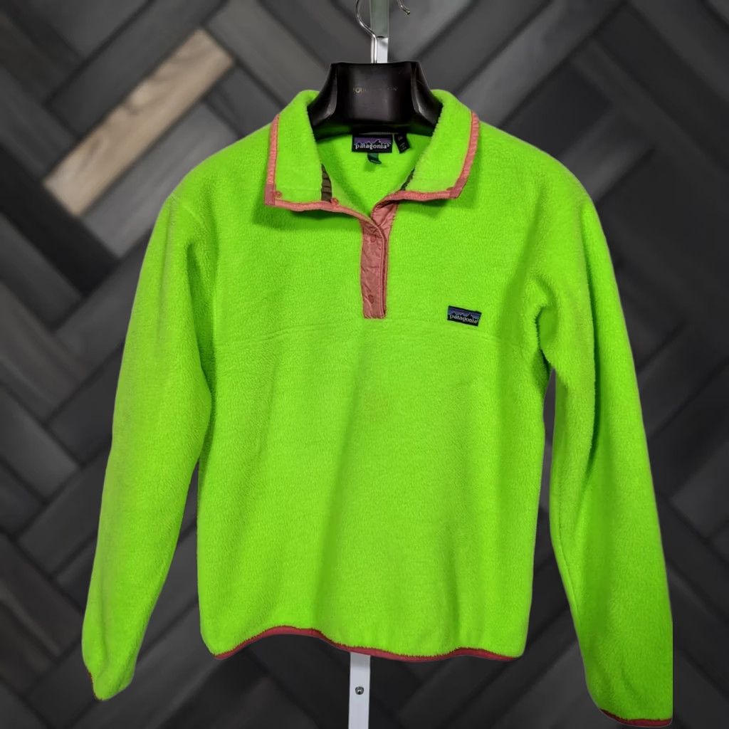 Patagonia VINTAGE Patagonia Pullover Fleece USA 10 Womens Neon Green Bubblegum Pink 90s Size L / US 10 / IT 46 - 1 Thumbnail