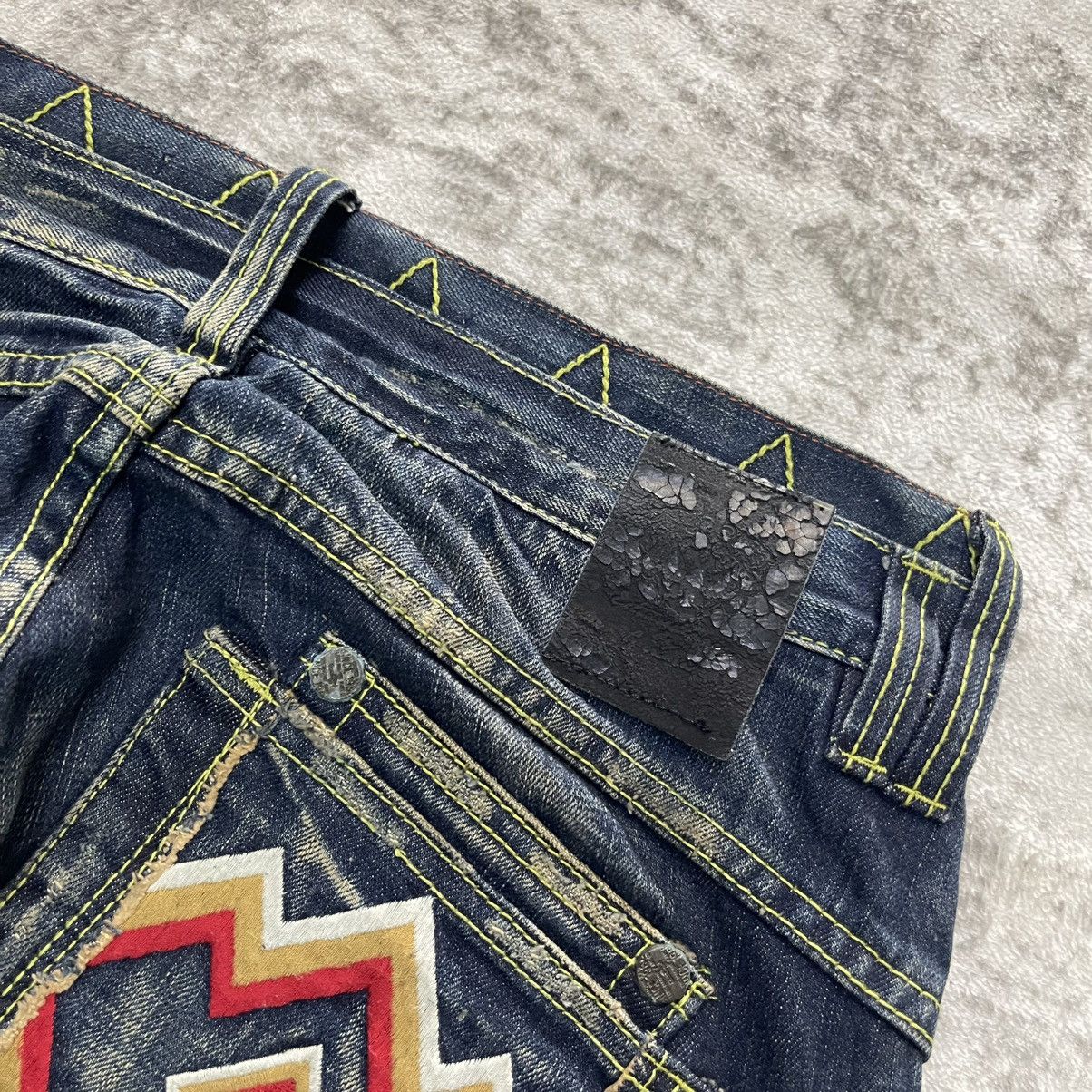 Japanese Brand Stonehedge Aztec Tribal Embroidered Double Waist Flare Jeans Size US 30 / EU 46 - 16 Thumbnail