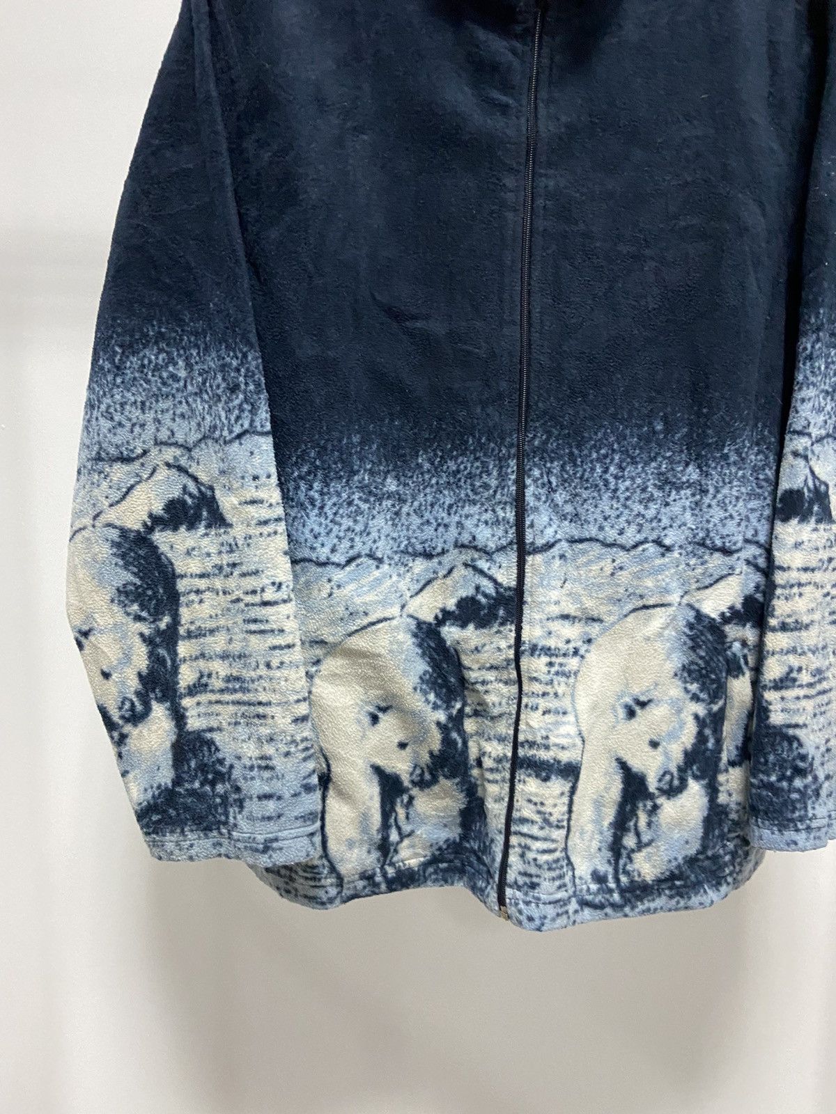 Japanese Brand × Vintage Bear White 🐻‍❄️🐻 Fleece Jacket Warm Vintage Zip Overprint Size US XL / EU 56 / 4 - 3 Thumbnail