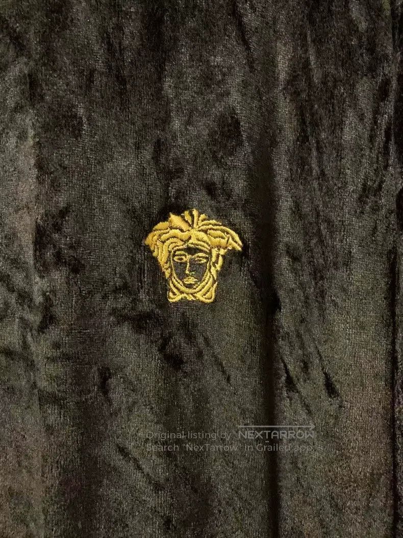Versace Versace Men's jacket jacket embroidered logo velvet Size US M / EU 48-50 / 2 - 4 Thumbnail