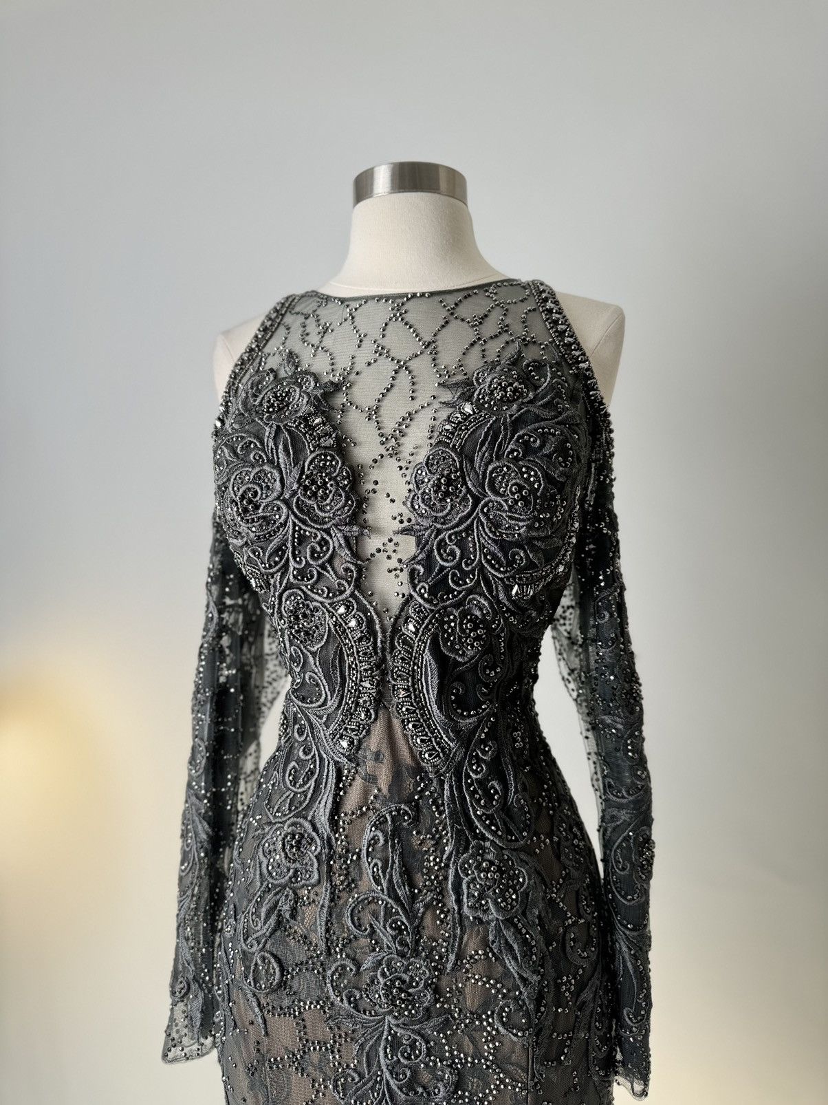 Other Brand New US 8 Jovani Maxi Evening Gown in Gray Color Size M / US 6-8 / IT 42-44 - 3 Thumbnail