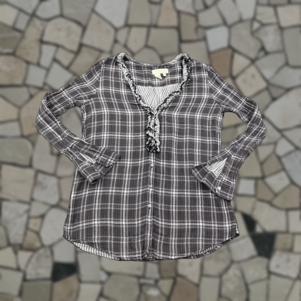 The Territory Ahead Territory Ahead Shirt Womens Medium Gray Plaid Ruffle Trim Button Front Flannel Size M / US 6-8 / IT 42-44 - 1 Thumbnail