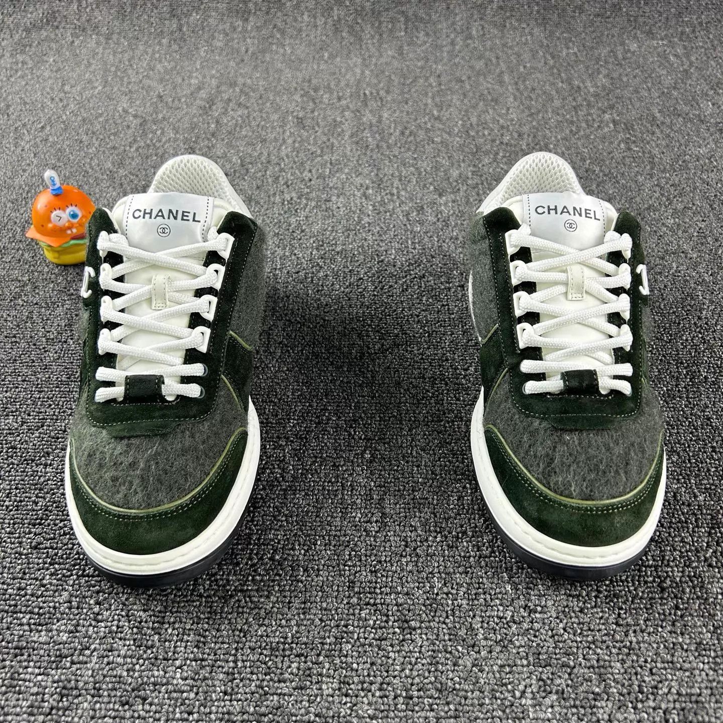 Chanel Chanel green suede tweed women's sneakers 36.5 Size US 6 / IT 36 - 2 Thumbnail