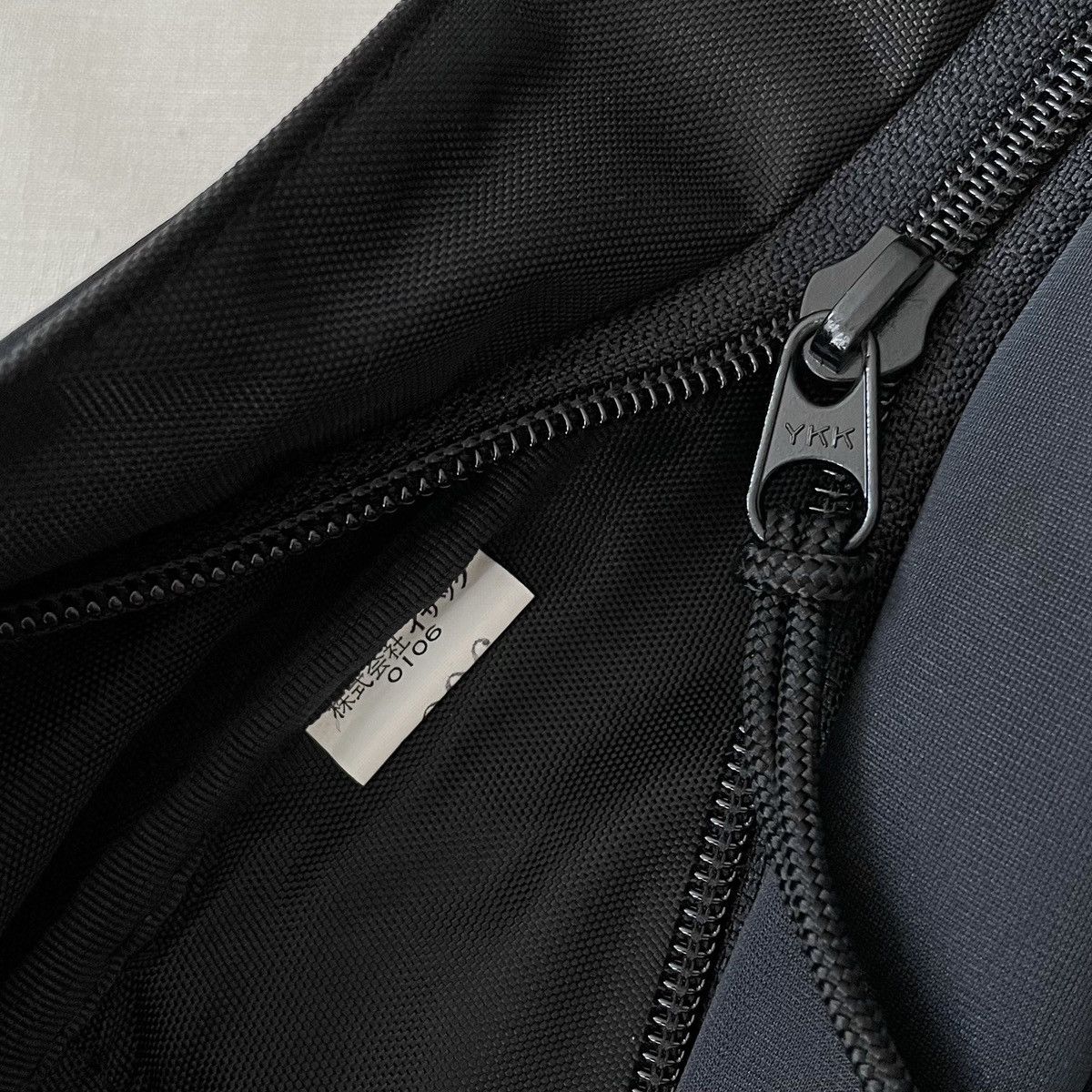 Yohji Yamamoto Y'saccs + Pour Homme Daypack Backpack by Yohji Yamamoto Size ONE SIZE - 12 Thumbnail