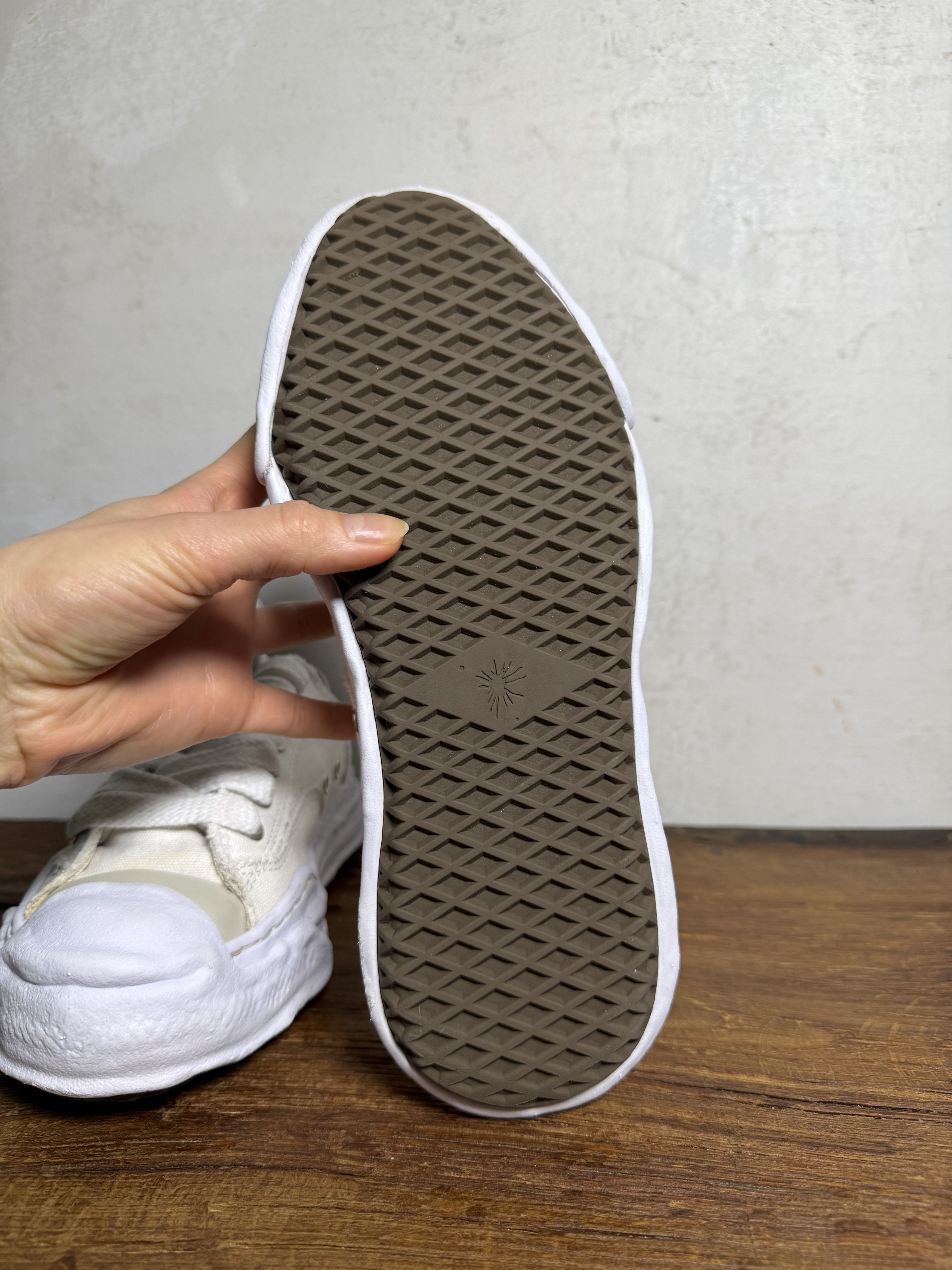 Maison MIHARA YASUHIRO Maison Mihara Yasuhiro Hank OG Sole Canvas Low-top Sneakers Size US 6 / EU 39 - 12 Thumbnail