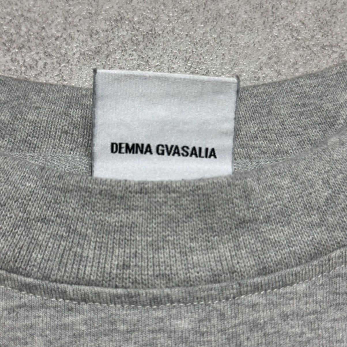Vetements Vetements Sexual Fantasies Side Logo Long Sleeve T-Shirts Size US XS / EU 42 / 0 - 4 Thumbnail