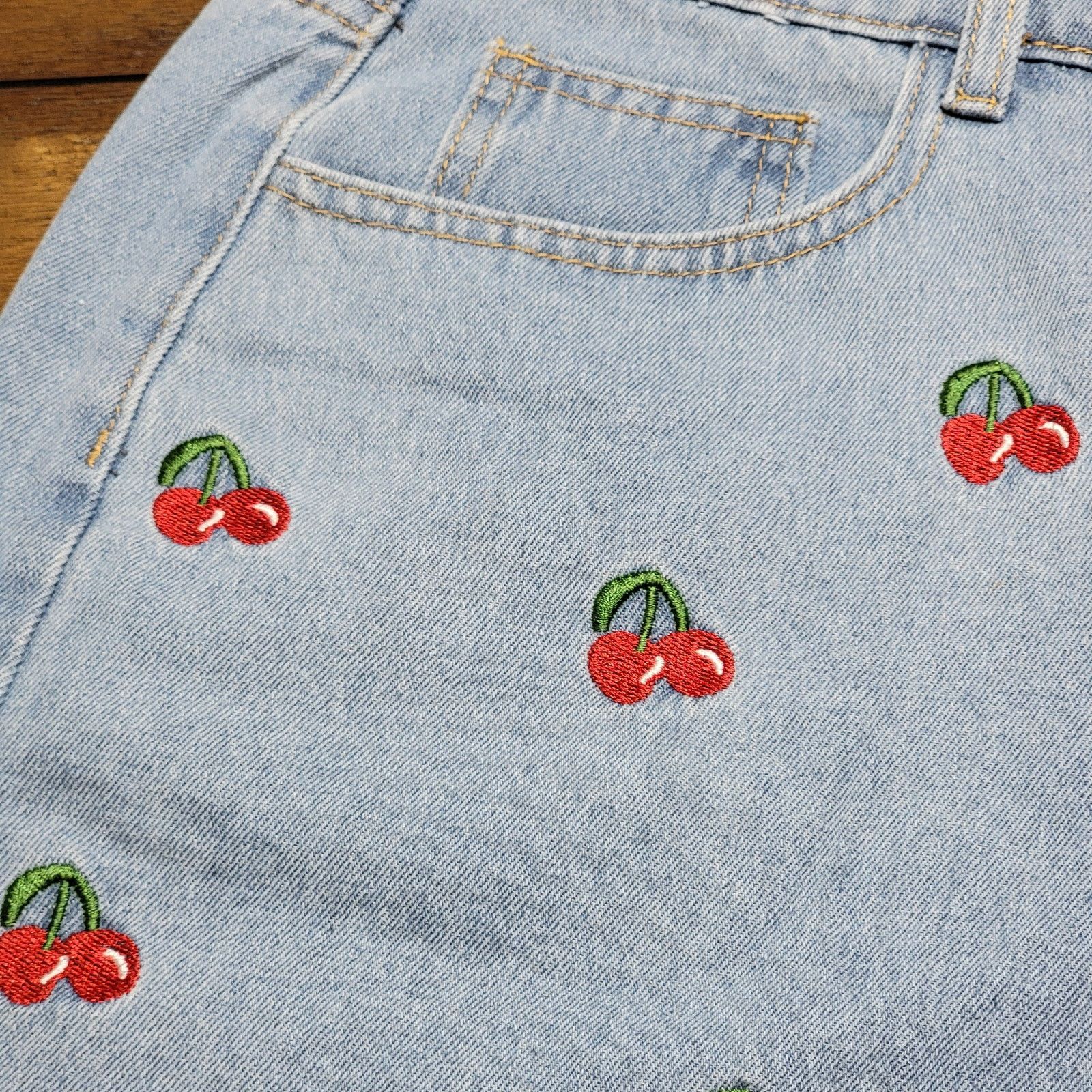 Shein Shein Curve Denim Shorts w/ Embroidered Cherries - Size 0XL Size 34" / US 12 / IT 48 - 2 Thumbnail