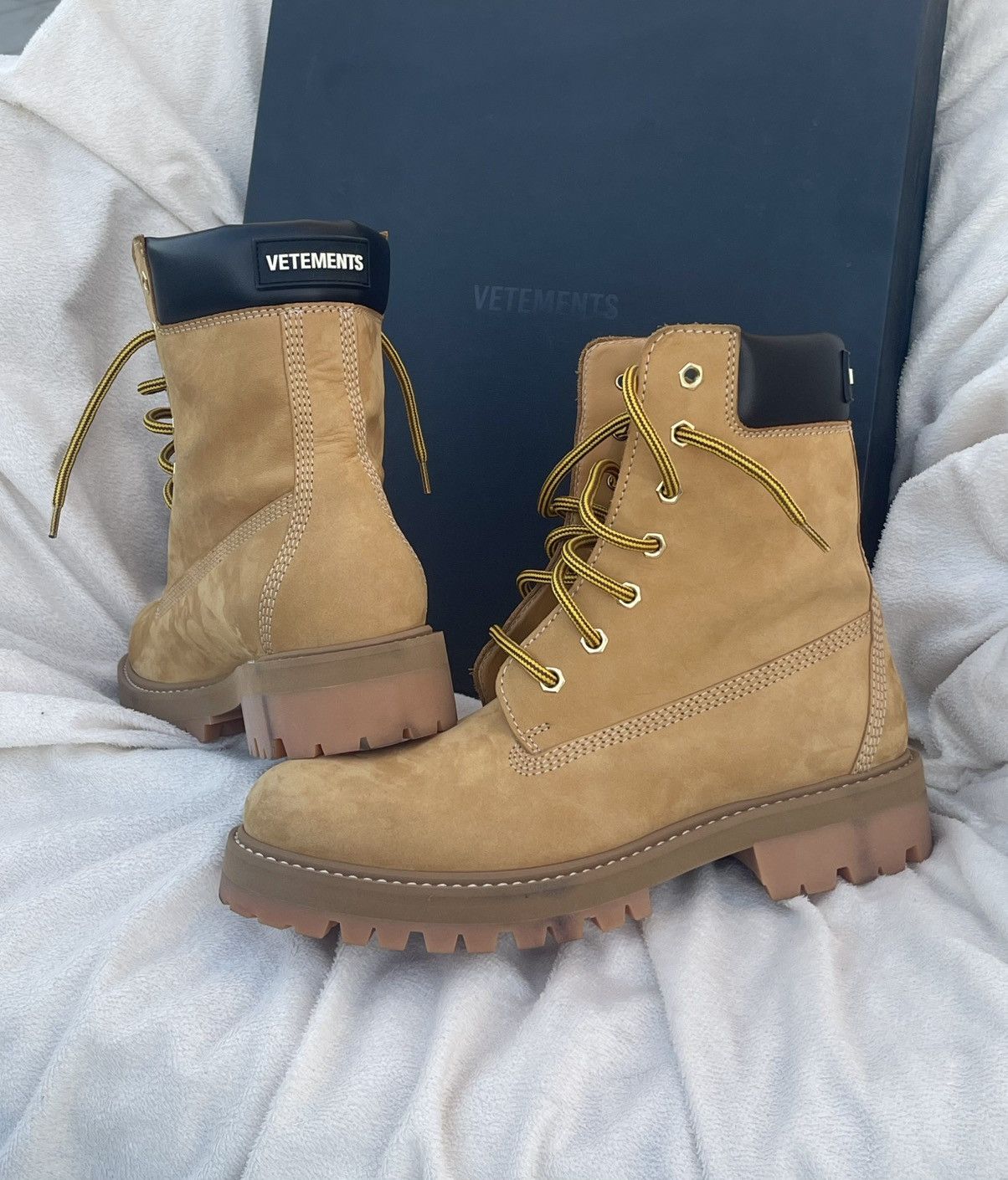 Vetements Vetements Logo Trucker Boots Size US 7 / EU 40 - 1 Thumbnail