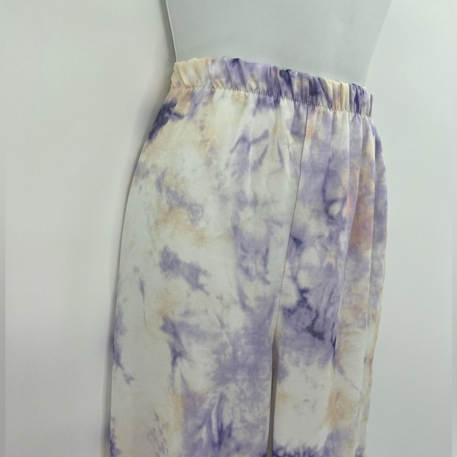 Boohoo Boohoo Lilac Satin Tie Dye Pants Size 6 Size 28" / US 6 / IT 42 - 4 Thumbnail