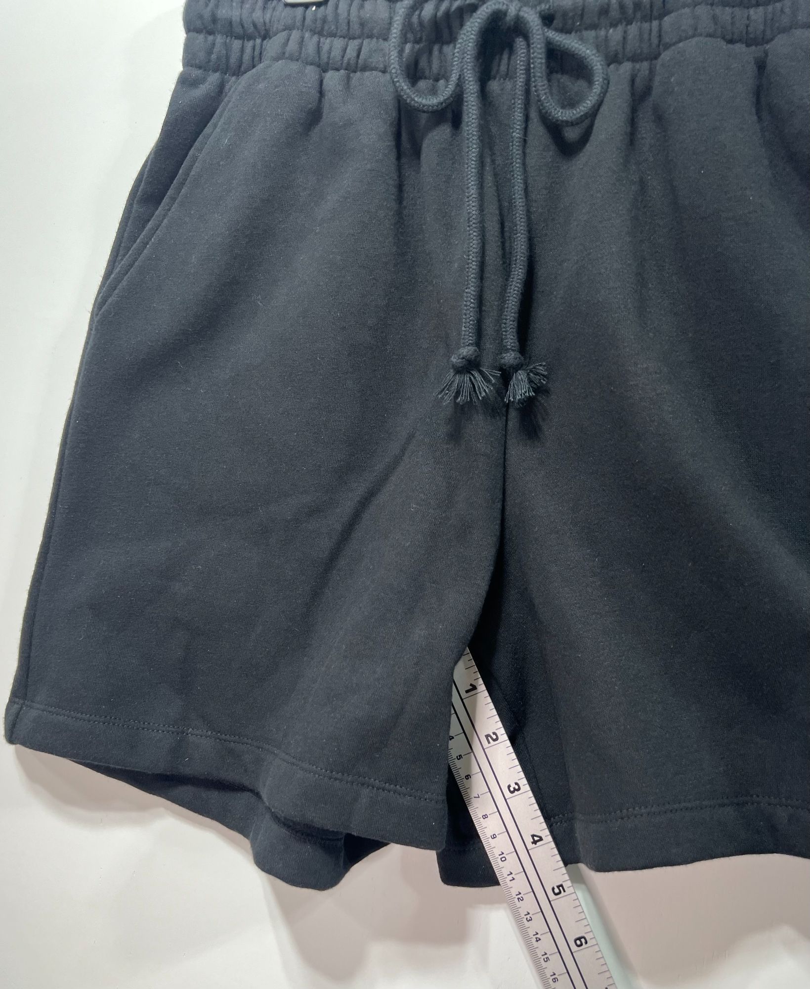 Other Wild Fable - Women's High-Rise Fleece Bermuda Short - Black Size 25" / US 0 / IT 36 - 8 Thumbnail