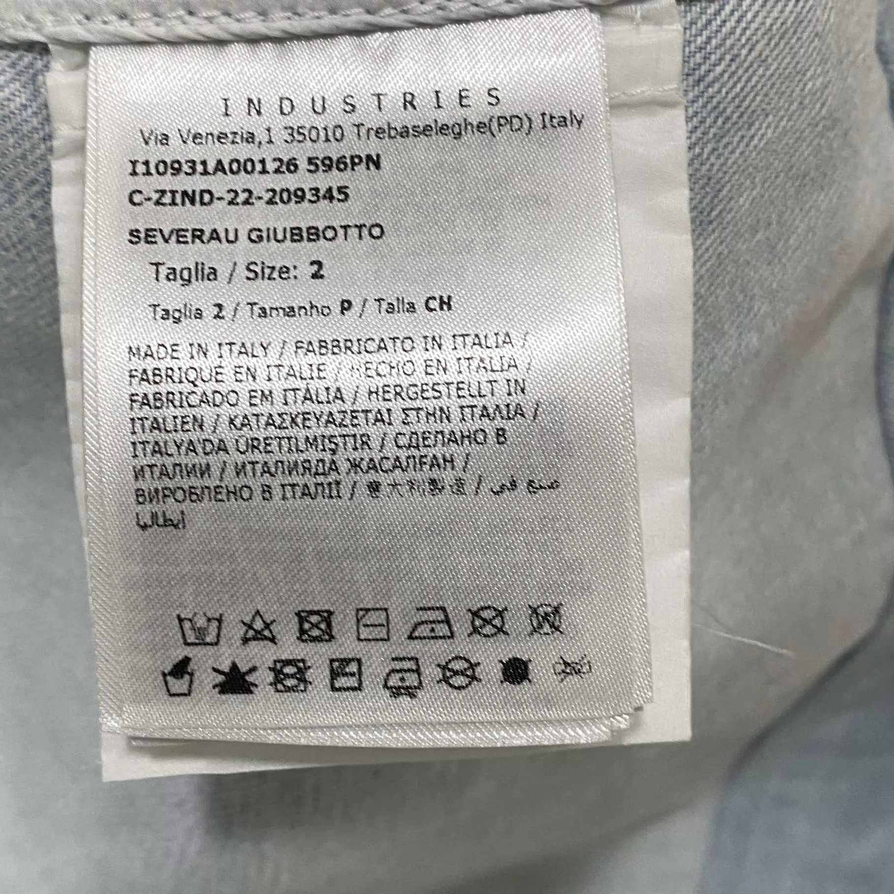 Moncler Moncler light blue logo denim jacket size 2 Size XS / US 0-2 / IT 36-38 - 5 Thumbnail