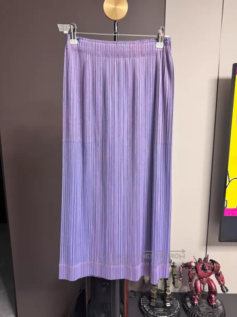 Issey Miyake Issey Miyake size:3 Blue-Purple Mixed Color Skirt Size 22" - 1 Thumbnail