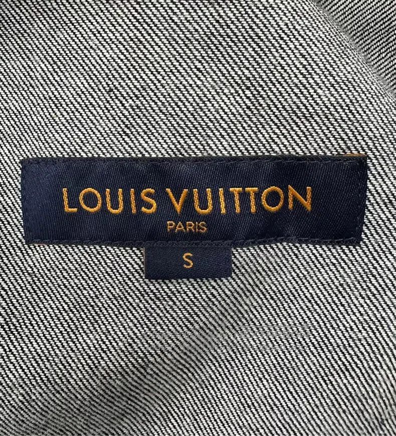 Louis Vuitton Louis Vuitton Dark Blue Wheatear Denim Baseball Short Slee Size US S / EU 44-46 / 1 - 3 Thumbnail