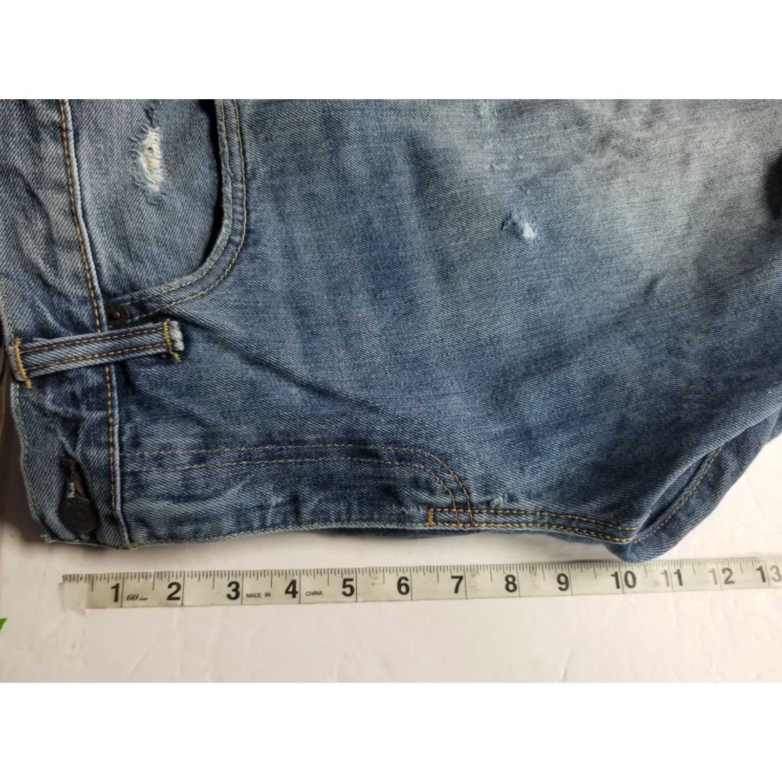 Levi's Levi's 511 Jeans 33x30 Slim Straight Mid Rise Blue Denim Men Regular 5-Pocket Pocket Type Distressed See Pics Size US 33 - 4 Thumbnail