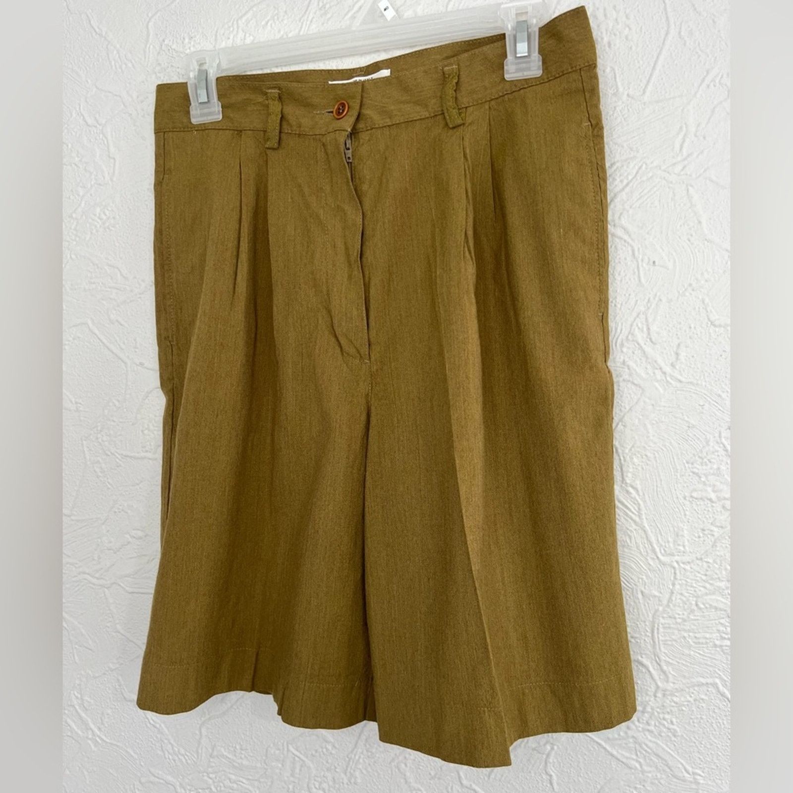 United Colors Of Benetton United Colors of Benetton High Rise Wool Rayon Shorts Italy Size 36" / US 14 / IT 50 - 1 Thumbnail