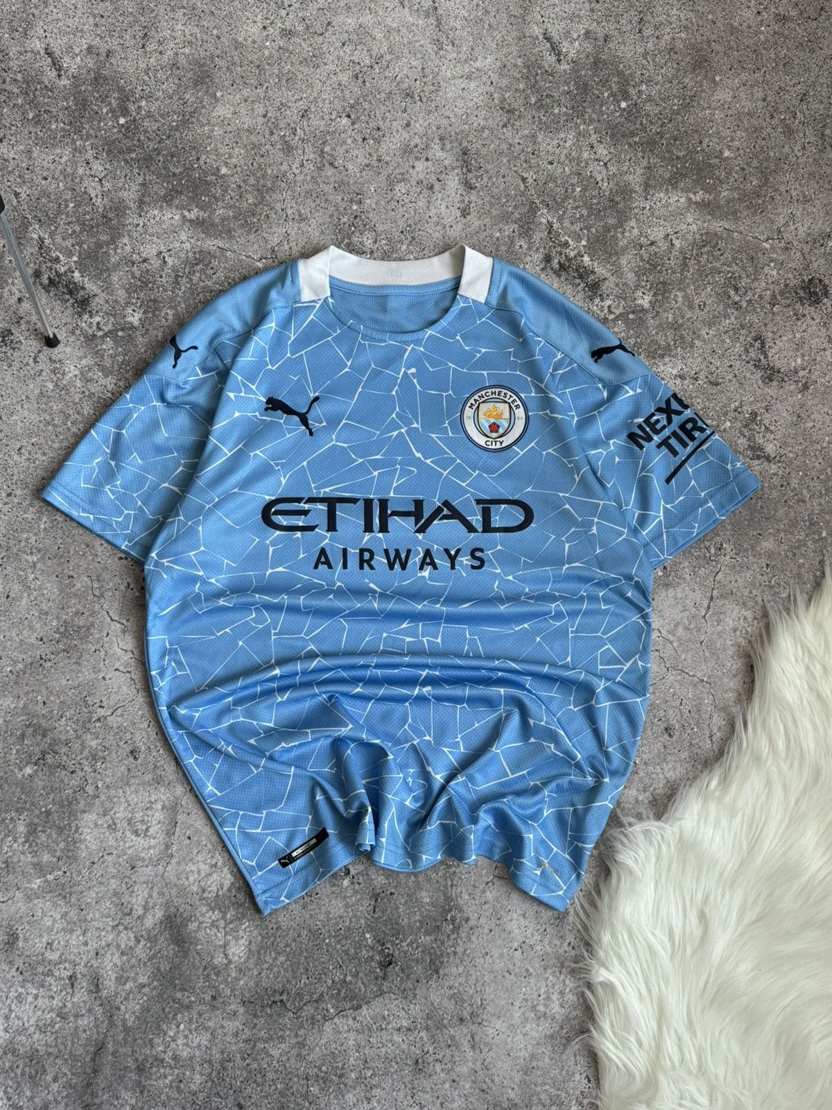 Puma × Vintage Puma Manchester United blokecore 20/21 soccer jersey t-shirt Size US M / EU 48-50 / 2 - 2 Thumbnail