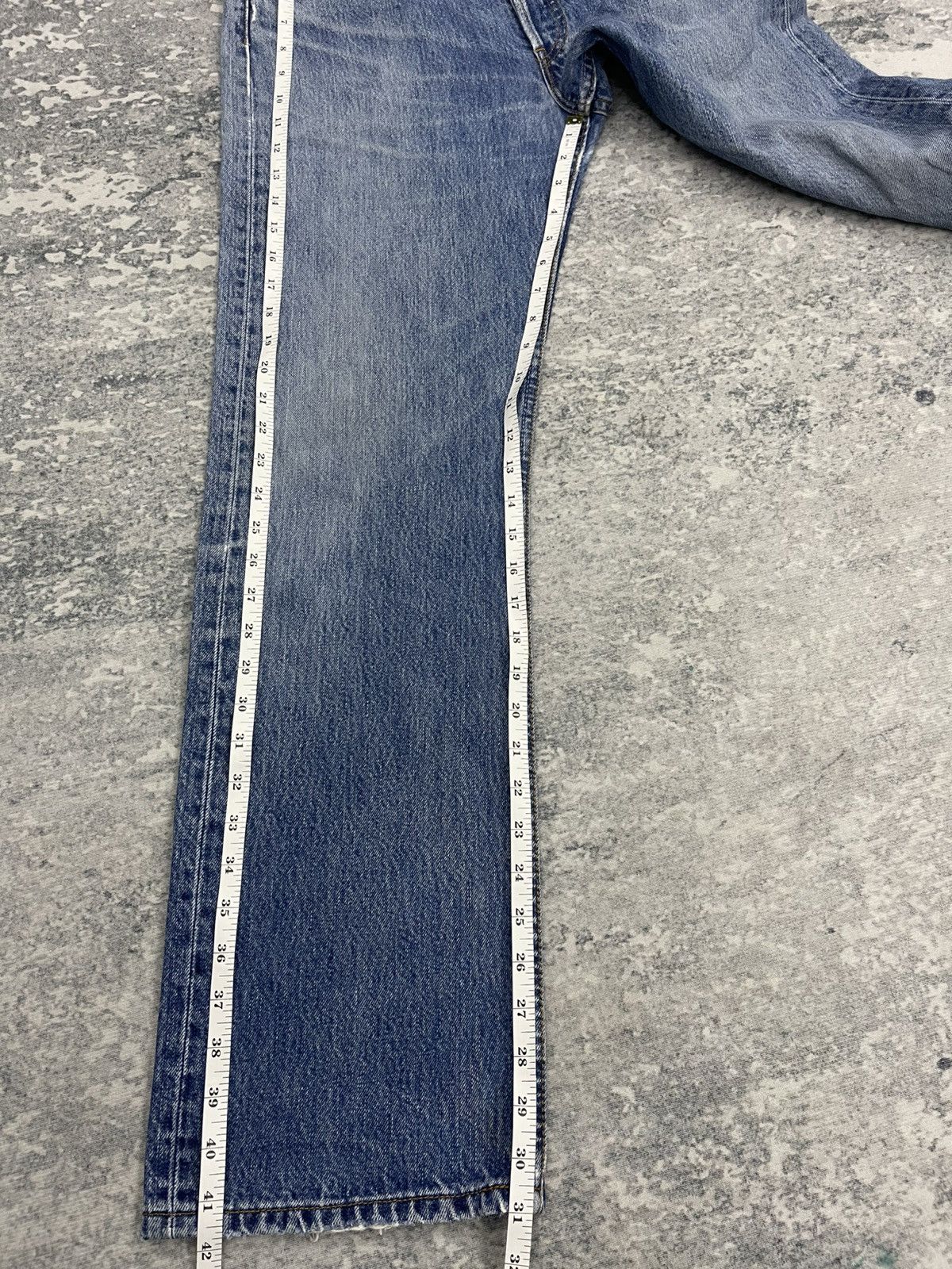 Levi's Thrashed Vintage Levi’s 501 Destructed Light Wash Size US 31 - 15 Thumbnail