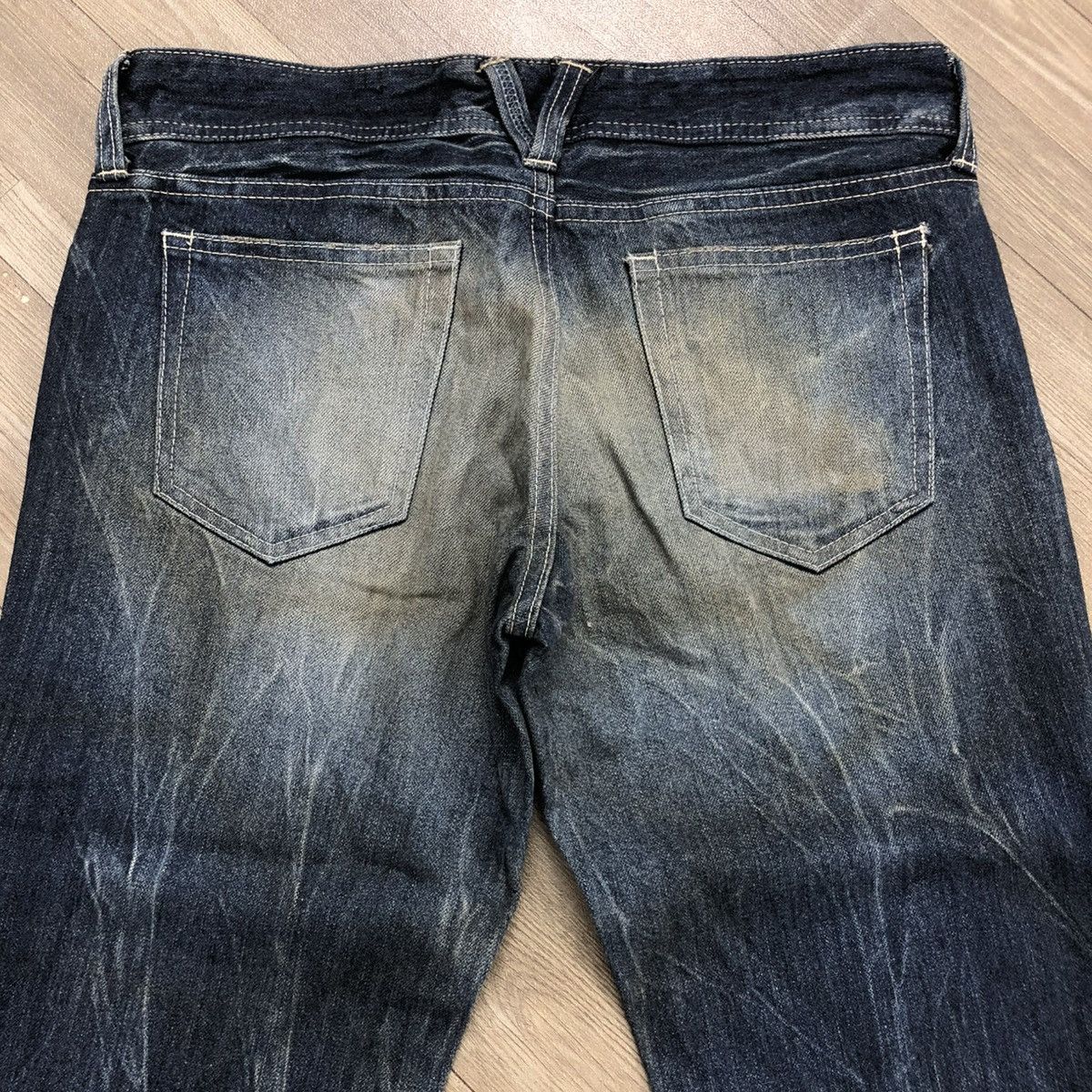 Vanquish 🇯🇵2000s Vanquish Distressed Painted Punk Bootcut Flared Jeans Size US 31 - 18 Thumbnail