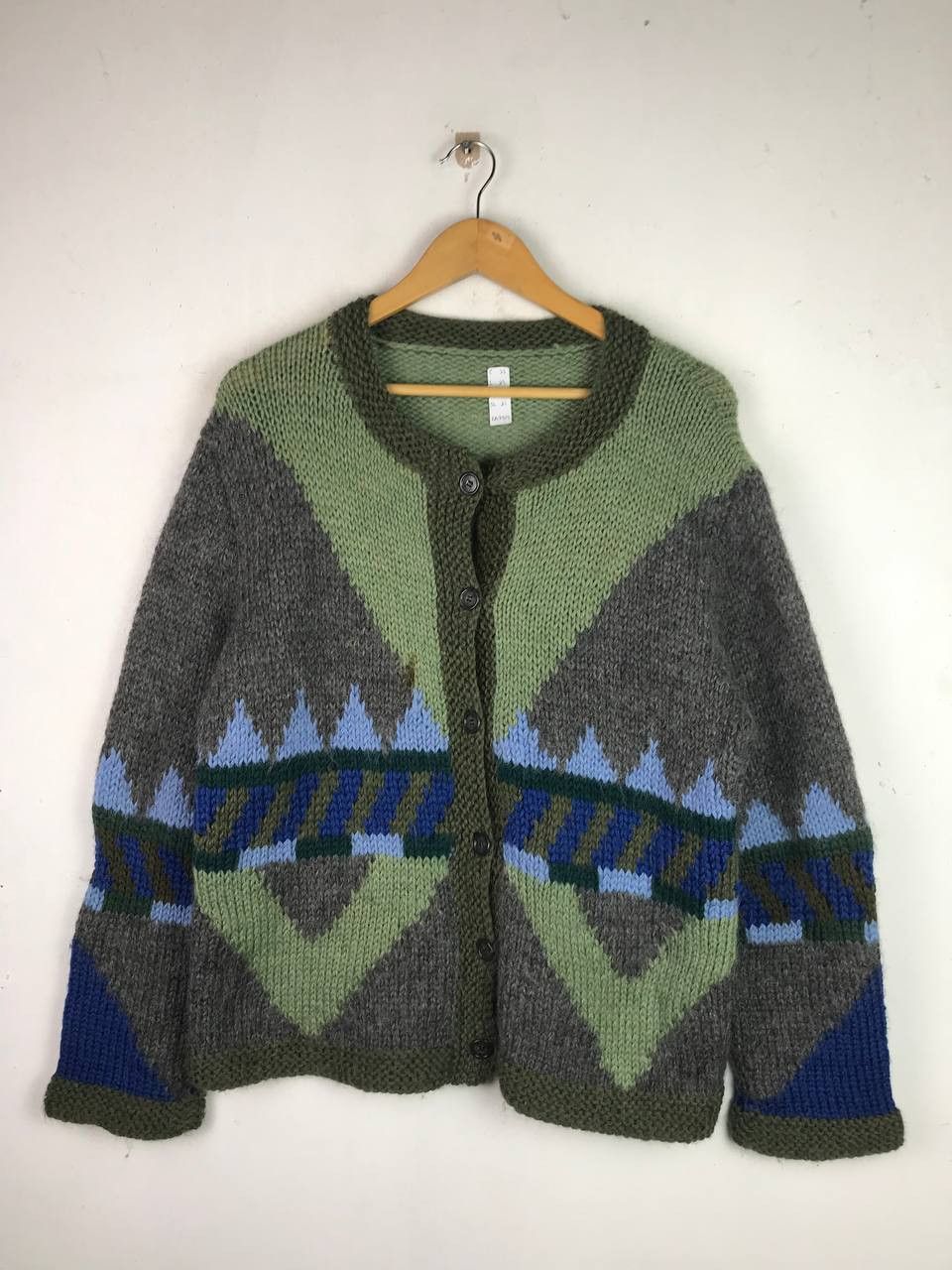 Aran Isles Knitwear × Japanese Brand × Vintage Vintage Colourful Rare Design Cardigan Size US XL / EU 56 / 4 - 1 Thumbnail