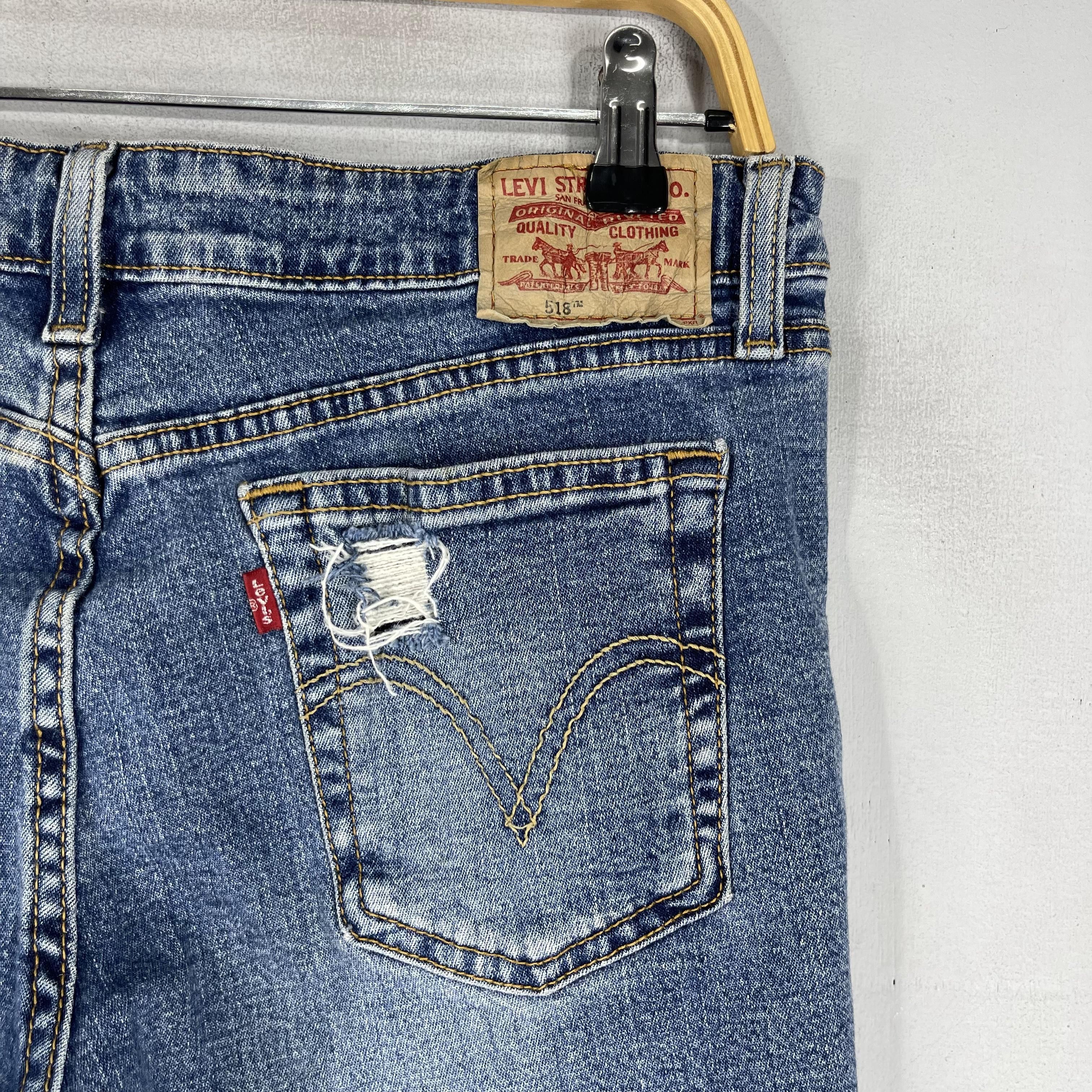 Levi's W31 Vintage Distressed Levis 518 Thigh Ripped Cutoff Denim Size 31" - 7 Thumbnail