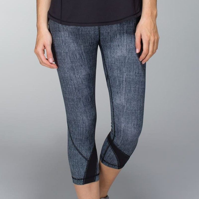 Lululemon EUC Lululemon Run Inspire Crop Pants Sz. 6 Burlap Texture Size 28" / US 6 / IT 42 - 4 Thumbnail