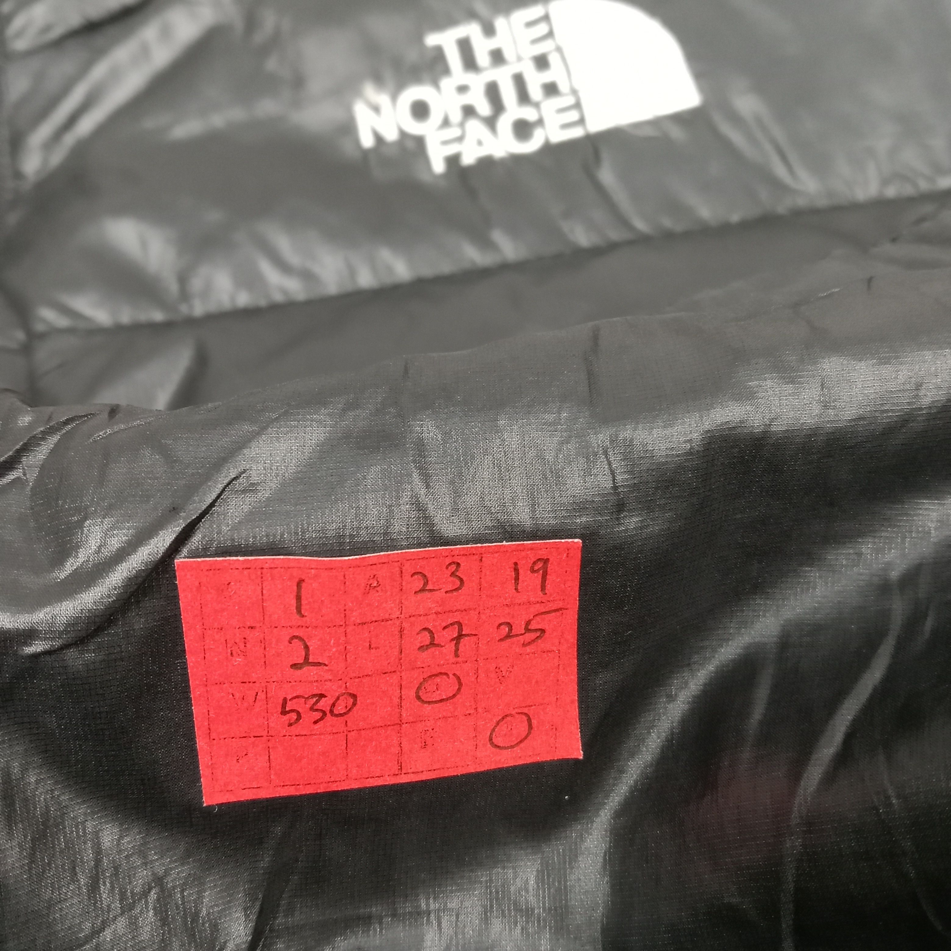 Vintage The North Face Small Logo Design Puffer Jacket dp1 Size US L / EU 52-54 / 3 - 10 Thumbnail
