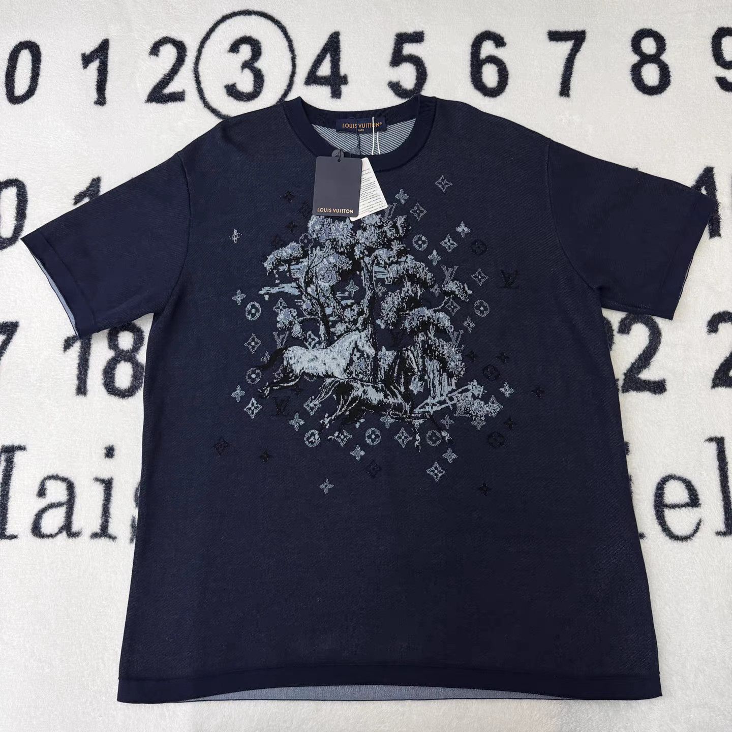 Louis Vuitton Blue Short-Sleeve Graphic Tee - XXL Size US XXL / EU 58 / 5 - 1 Thumbnail