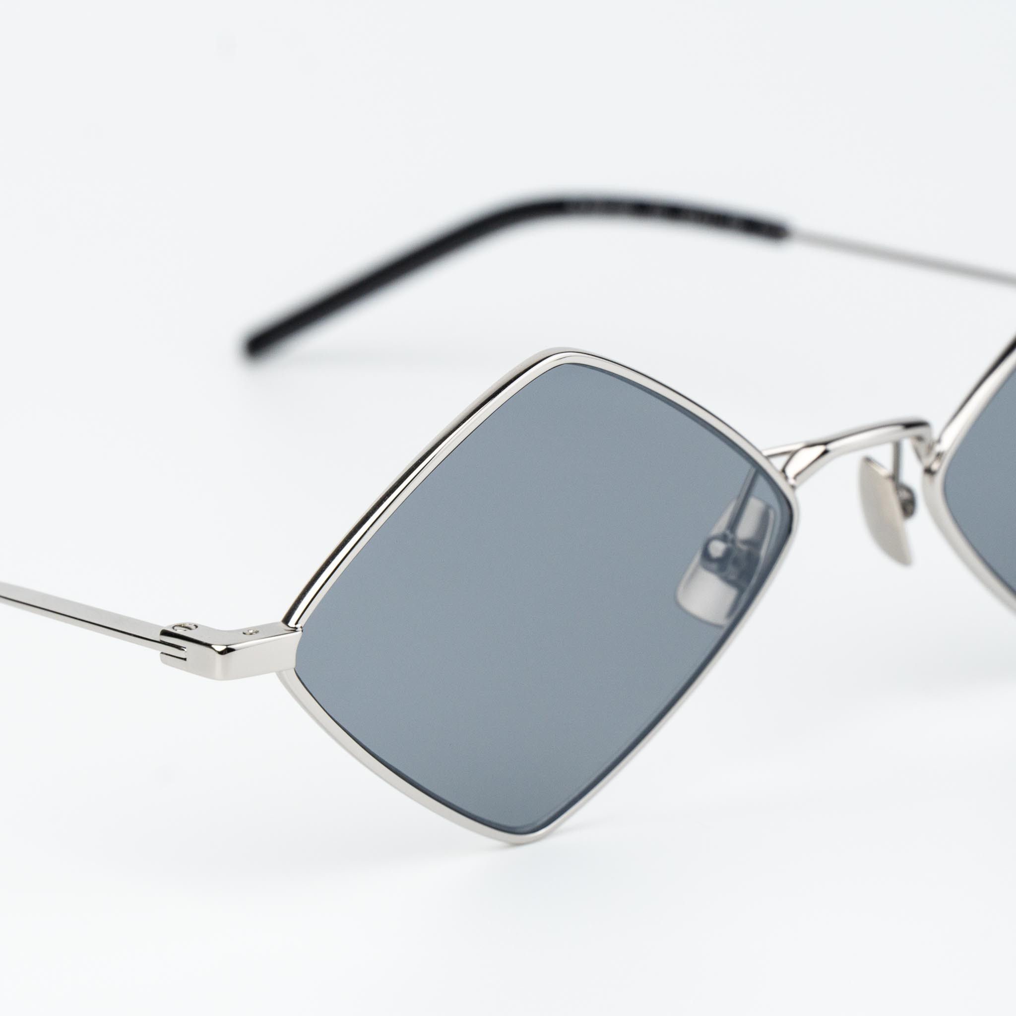 Yves Saint Laurent Saint Laurent Women Sunglasses SL302 LISA 010 NEW AUTHENTIC Size ONE SIZE - 6 Thumbnail