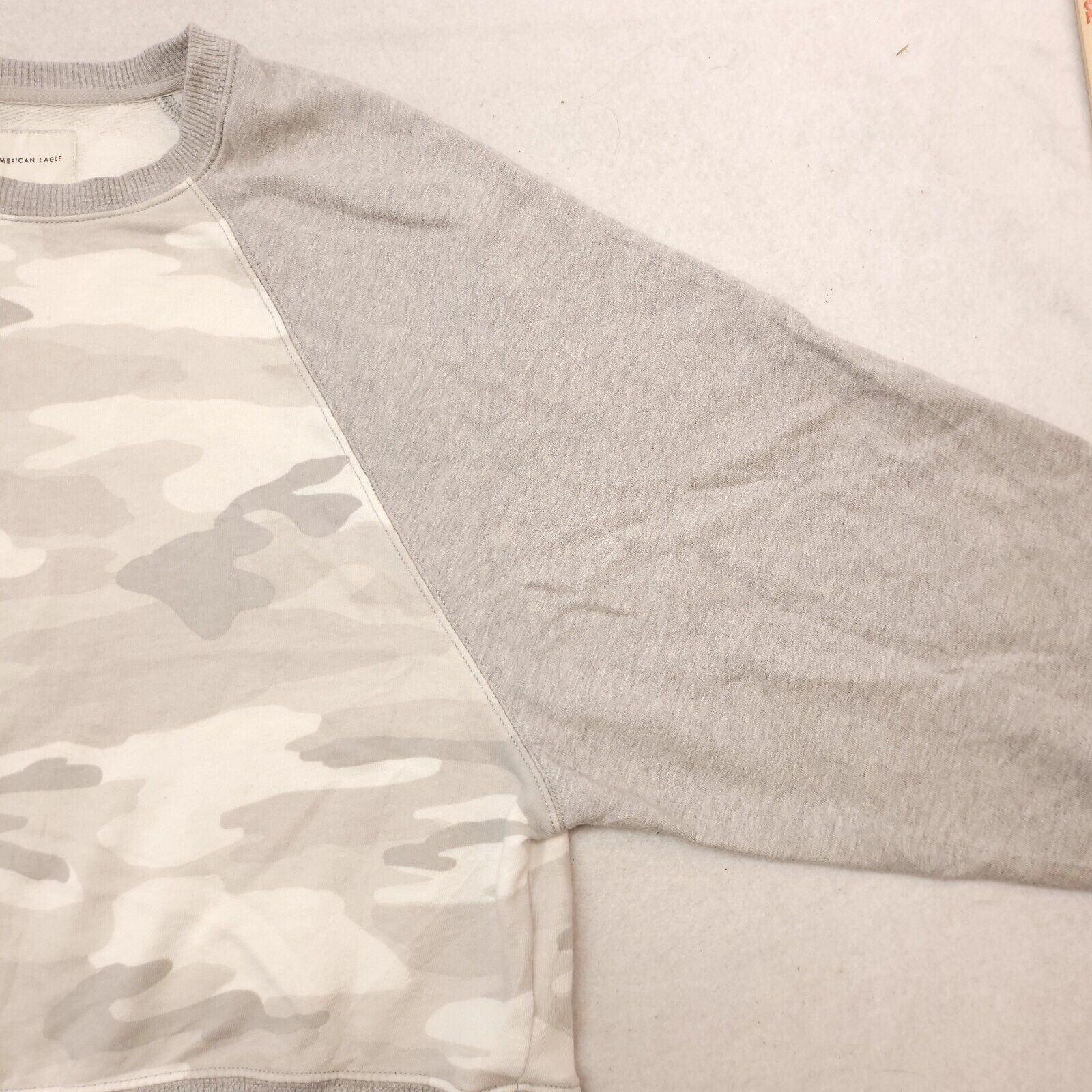 American Eagle Outfitters American Eagle Long Sleeve Sweatshirt Womens Size L Gray Size L / US 10 / IT 46 - 5 Thumbnail