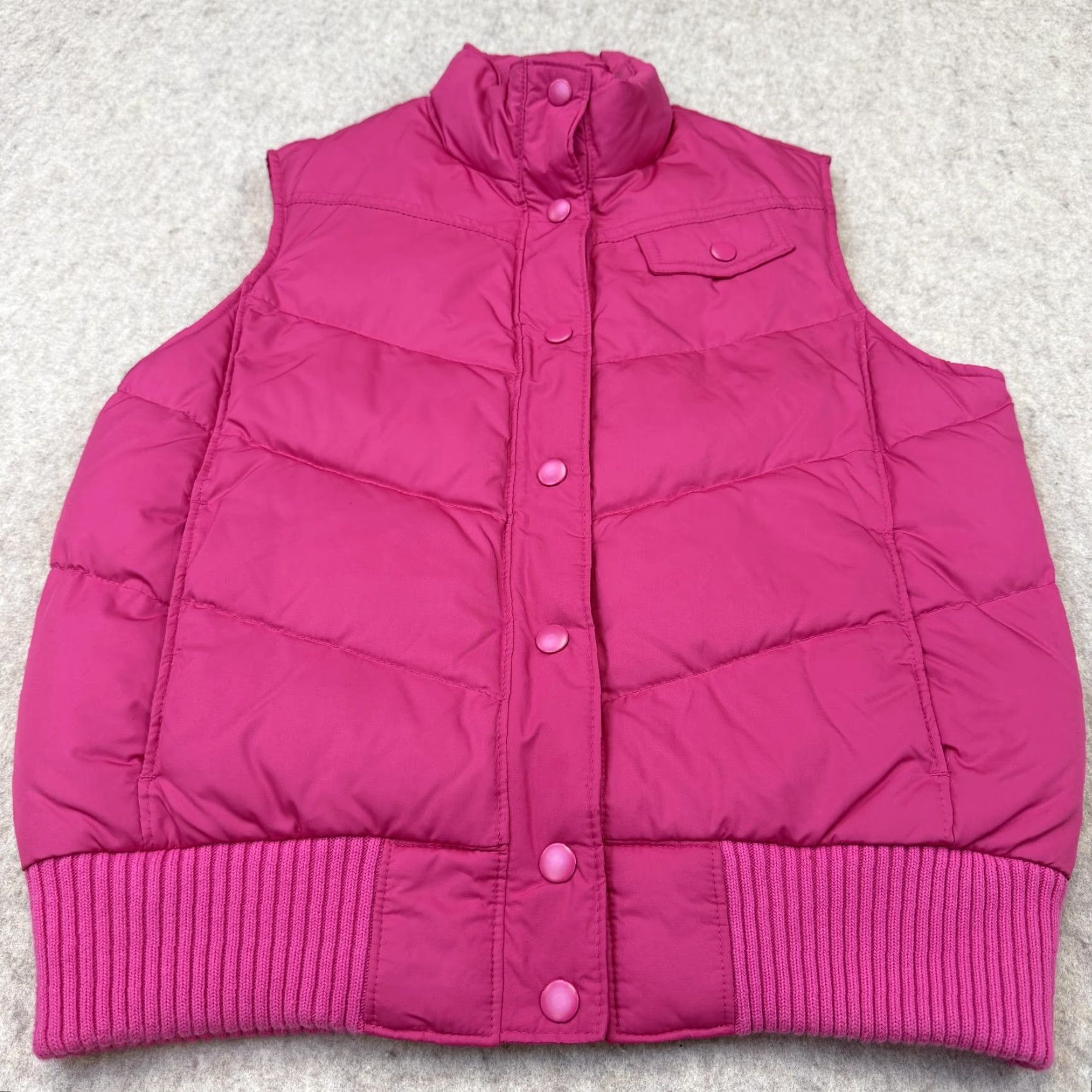 Gap Gap Vest Womens Small Pink Quilted Down Puffer Snap Front Rib Knit Hem Collar Size S / US 4 / IT 40 - 2 Thumbnail