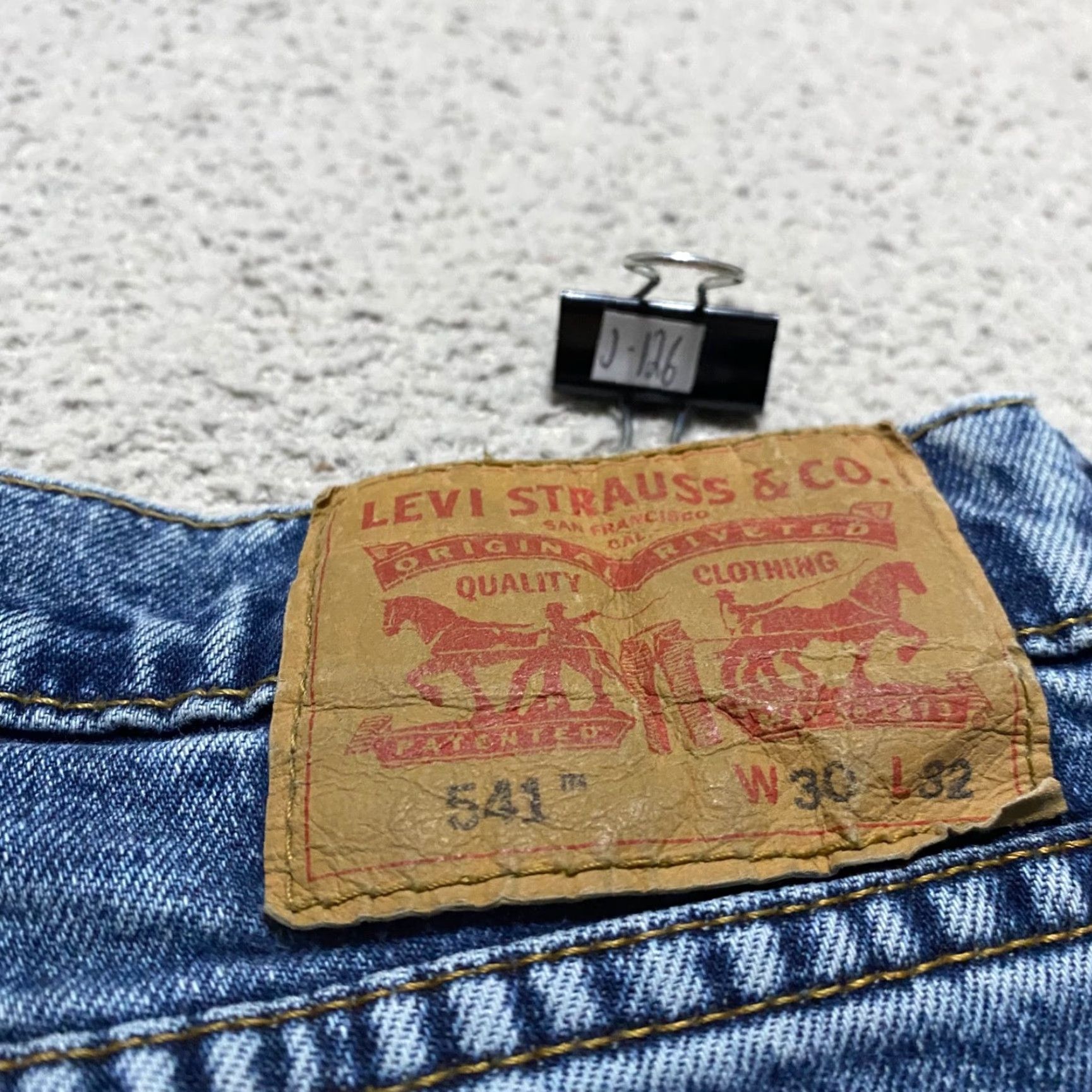 Levi's Levi's 541 Mens Jeans 30x32 Blue Denim Medium Wash Athletic Straight Mid Rise Size US 30 / EU 46 - 3 Thumbnail
