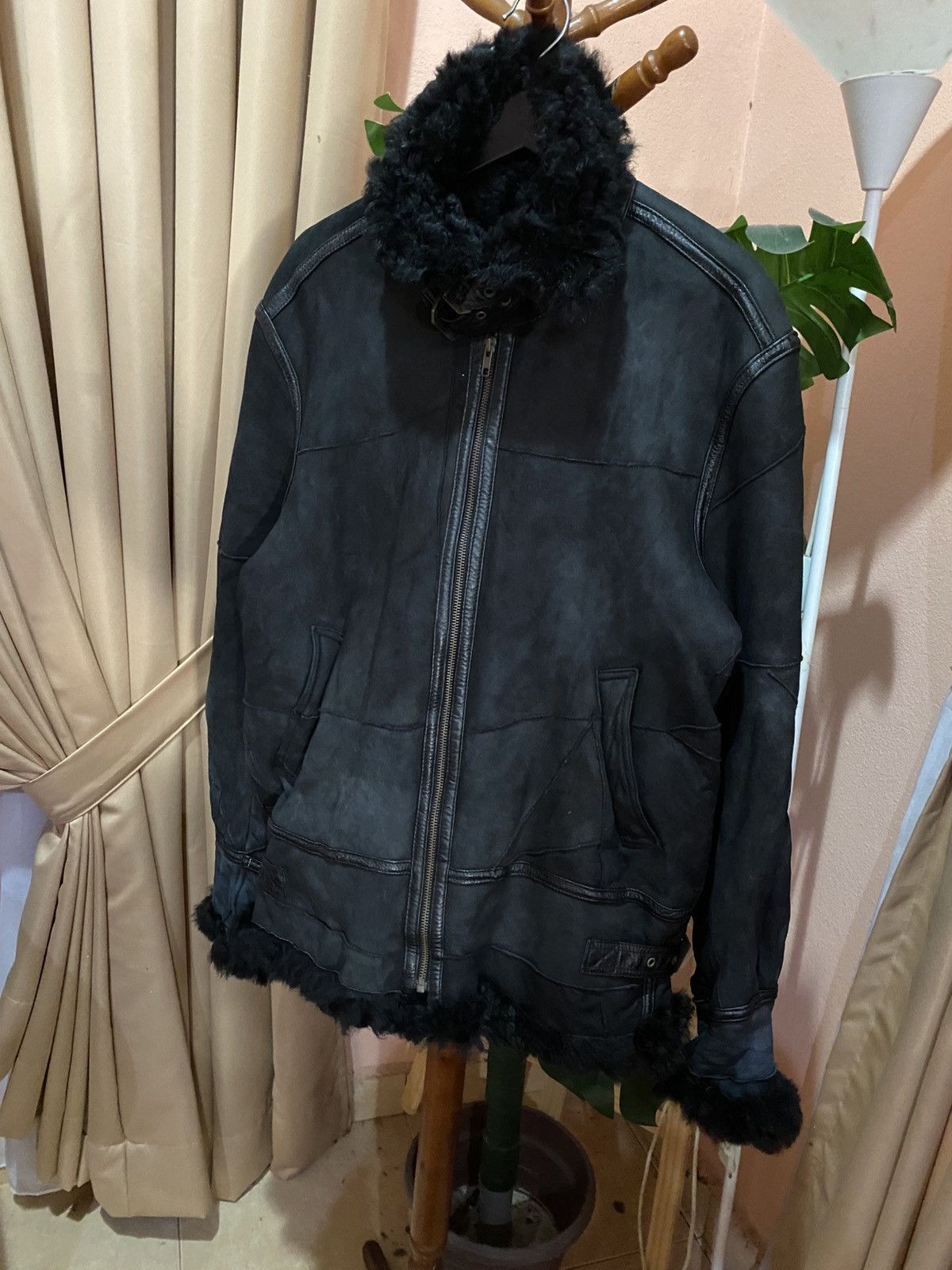 Genuine Leather UK GENUINE LEATHER SHEARLING BLACK AVIATOR TYPE B3 JACKET Size US M / EU 48-50 / 2 - 2 Thumbnail