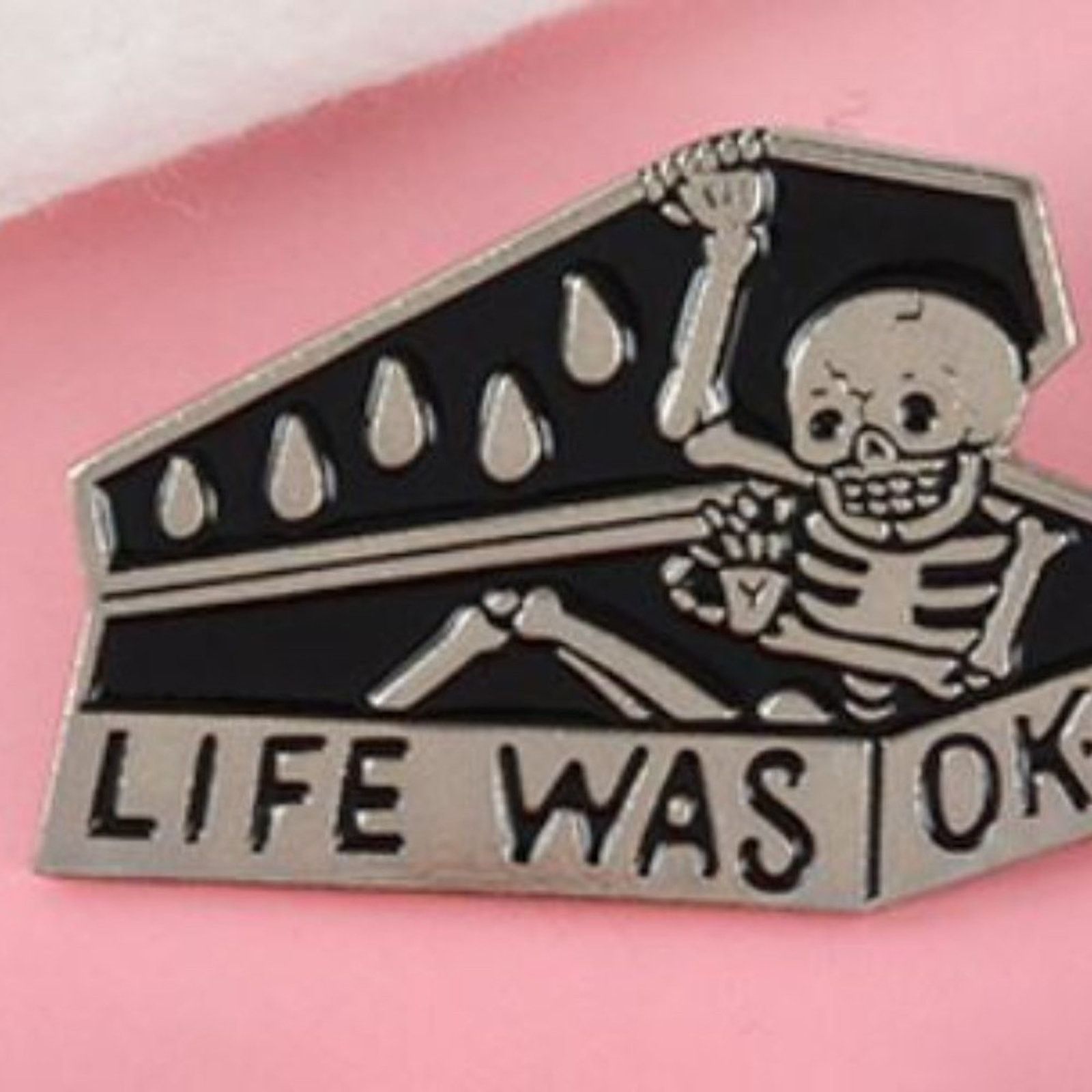 Pinko Life Was Ok Skeleton in Coffin Pin Brooch Size ONE SIZE - 2 Thumbnail