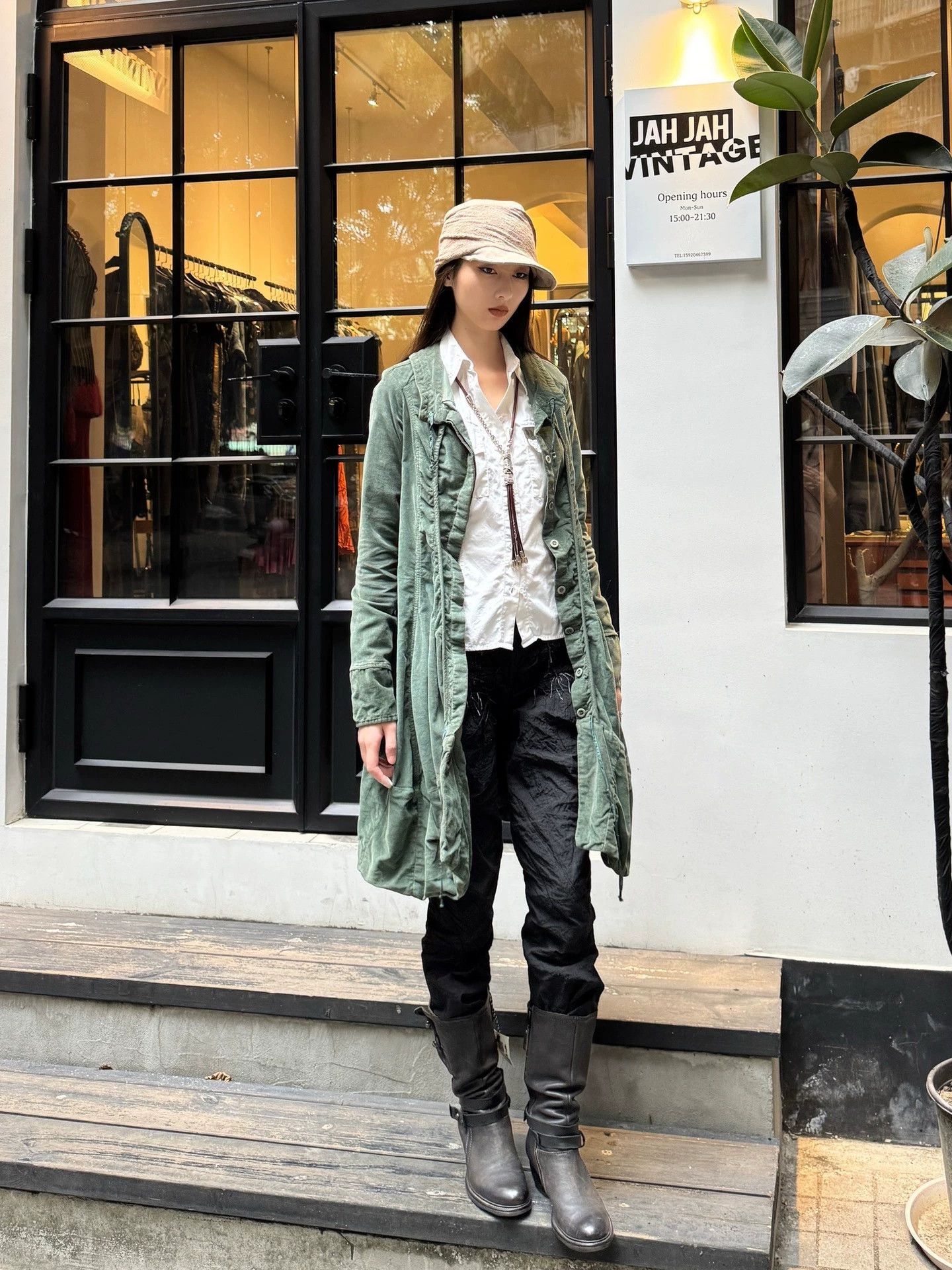 Vintage Italian Cord Adjustable Drawstring Puff Long Jkt Vintage S Size S / US 4 / IT 40 - 2 Thumbnail