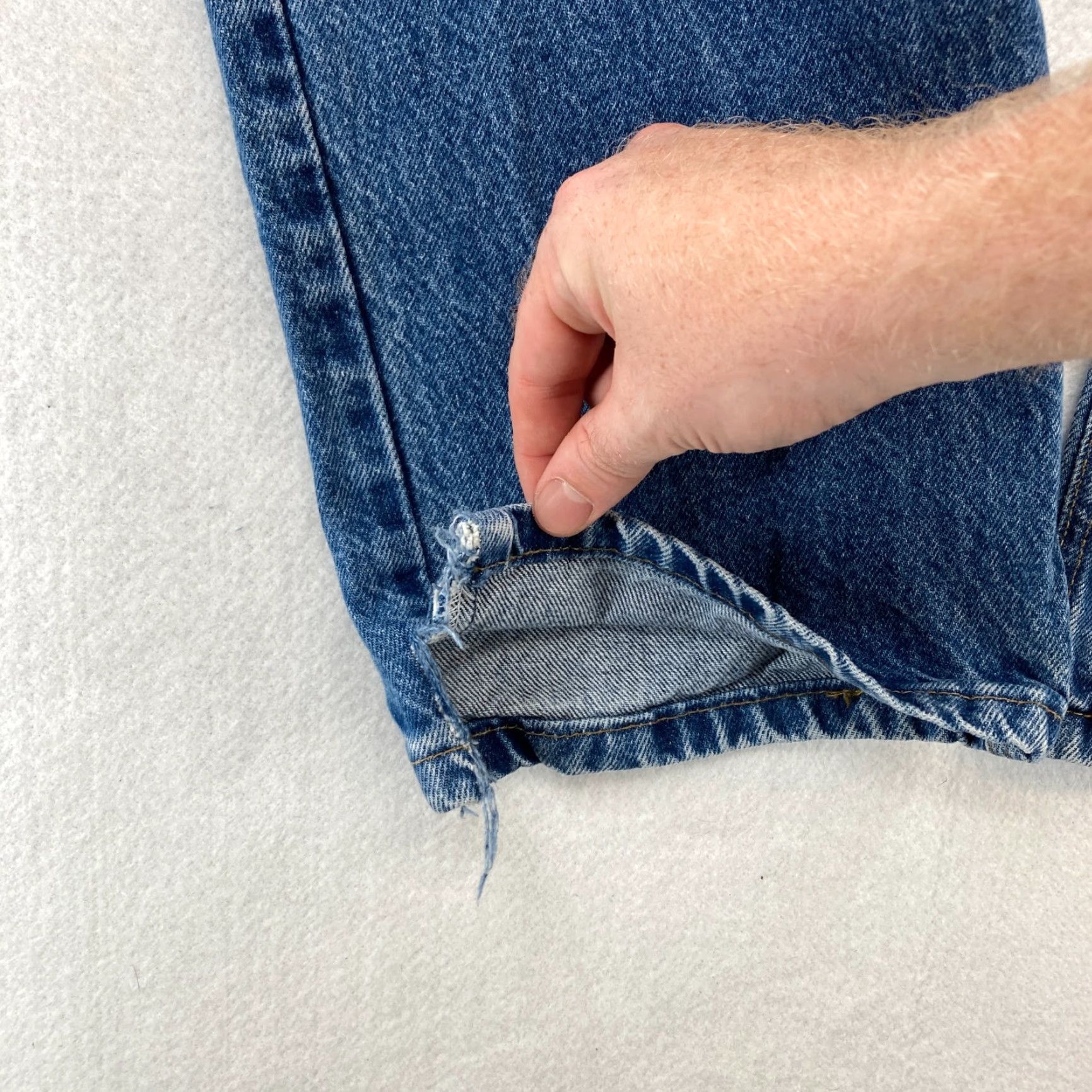 Carhartt VINTAGE Carhartt Jeans Mens 40x34 Medium Wash Blue Denim Tapered Leg Union Made Size US 40 / EU 56 - 5 Thumbnail