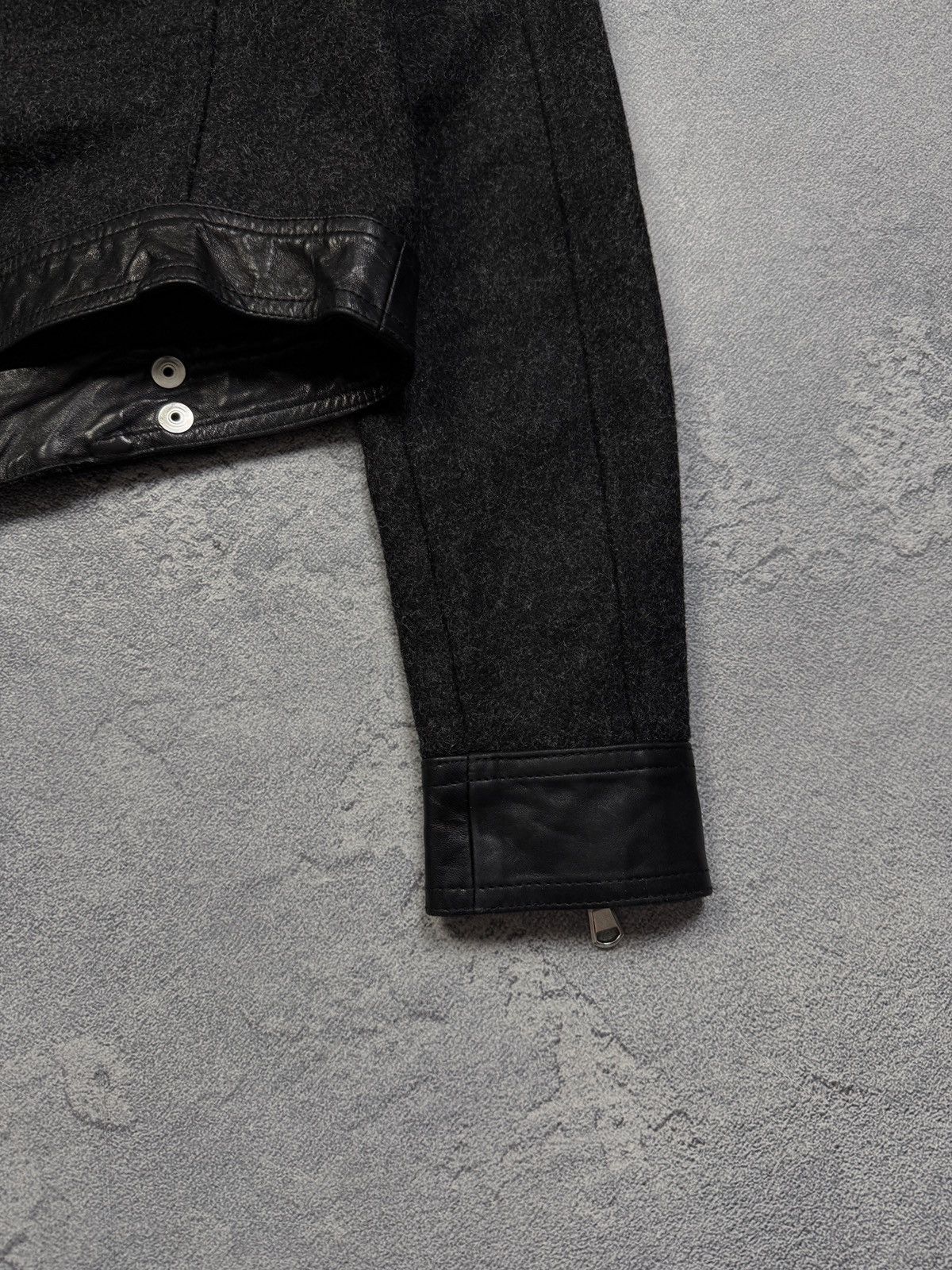 Diesel Vintage Diesel Women’s Cropped Leather Jacket MADE IN ITALY Size XS / US 0-2 / IT 36-38 - 11 Thumbnail