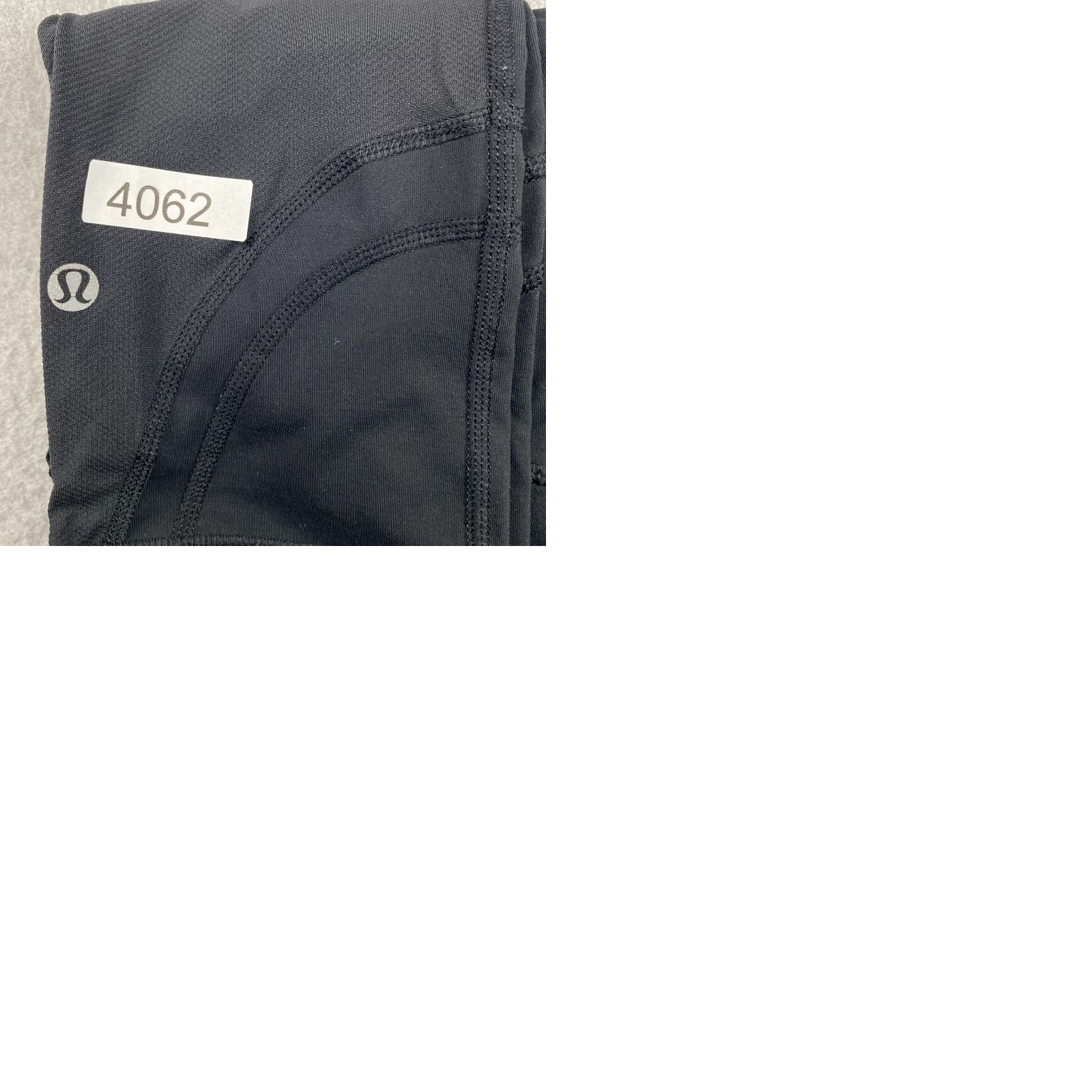 Lululemon Lululemon Leggings Womens 6 Black Cropped Pull On Stretch Zip Pocket Active Yoga Size 28" / US 6 / IT 42 - 10 Thumbnail