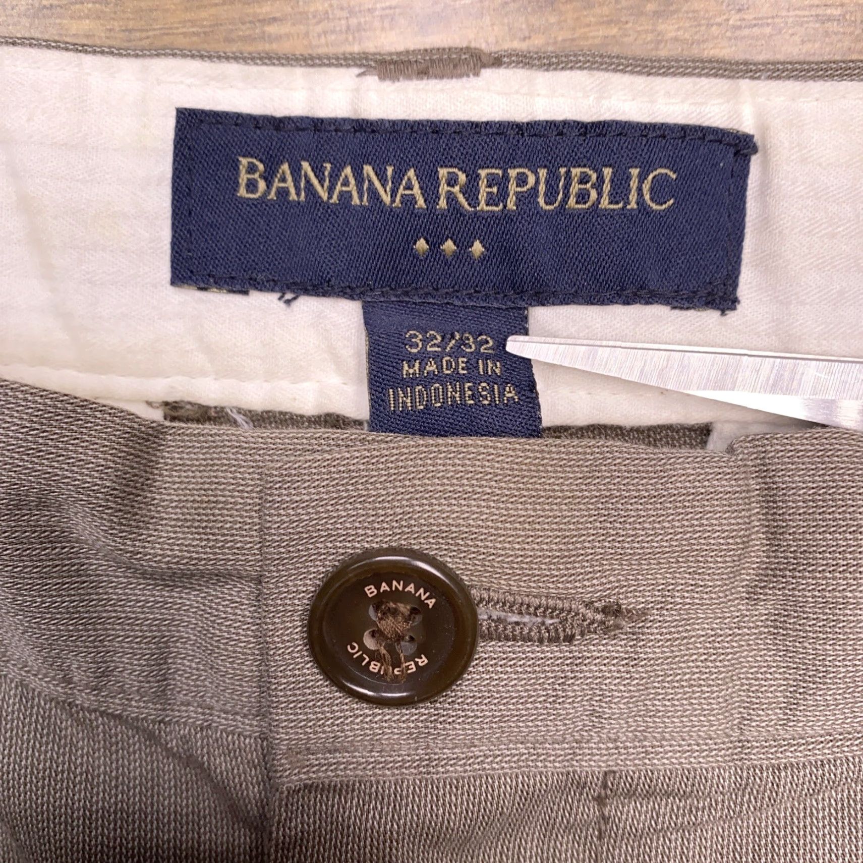 Banana Republic Banana Republic Pants Mens 32x32 Khaki Flat Front Mid Rise Slim Leg Modern Chino Size US 32 / EU 48 - 5 Thumbnail