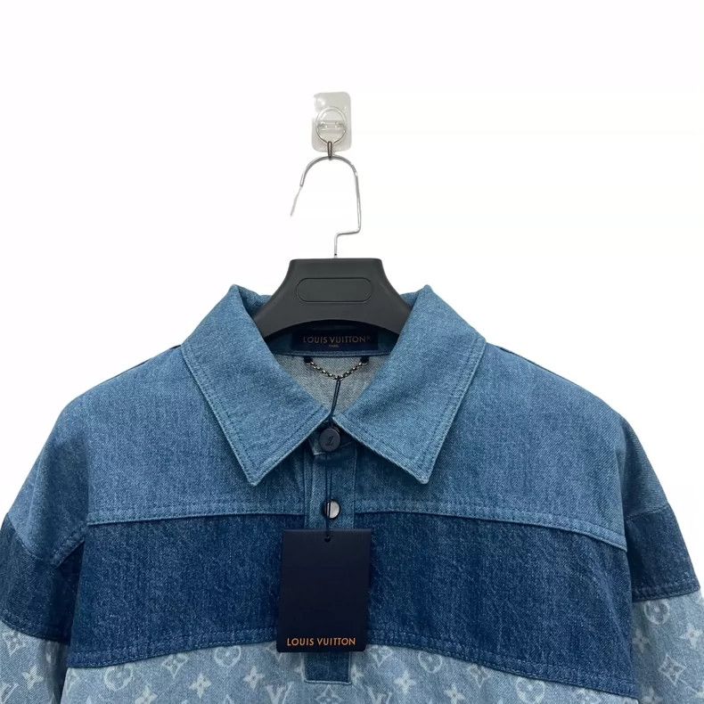 Louis Vuitton louis vuitton Blue striped full-print polo long sleeve Size US M / EU 48-50 / 2 - 3 Thumbnail