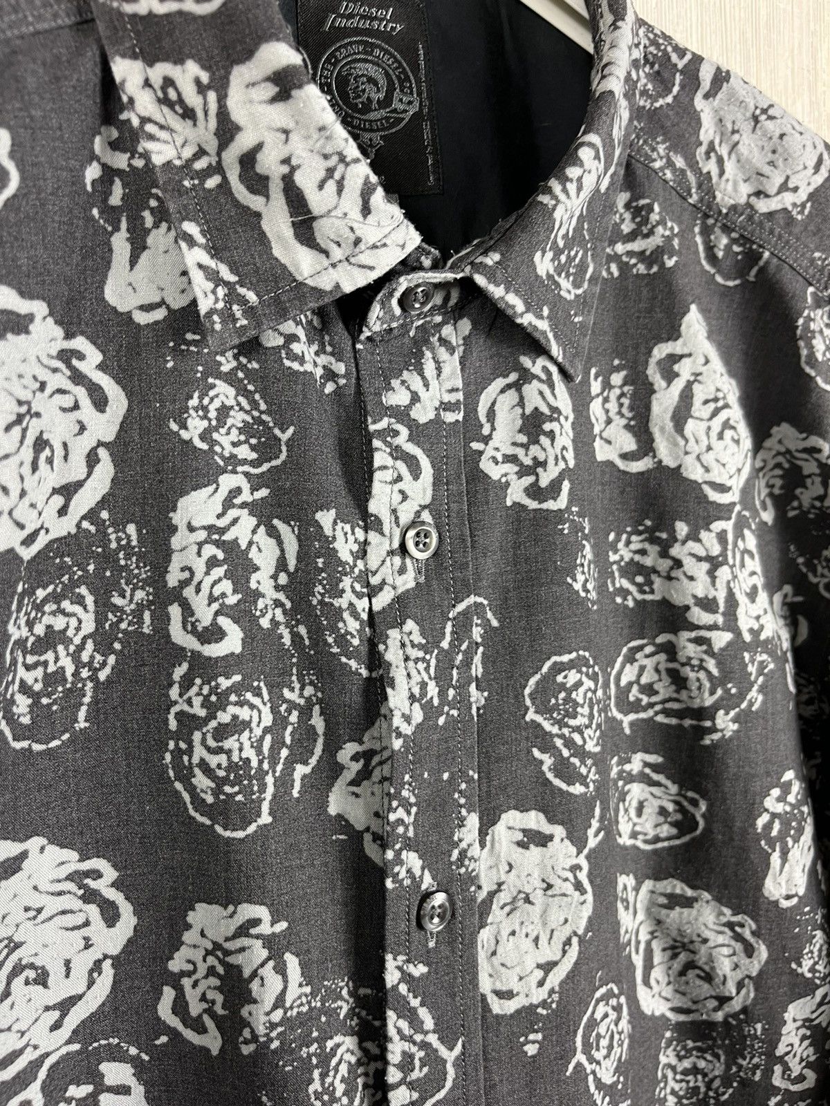 Diesel × Vintage Vintage archive Diesel Industries roses full print y2k shirt Size US L / EU 52-54 / 3 - 10 Thumbnail