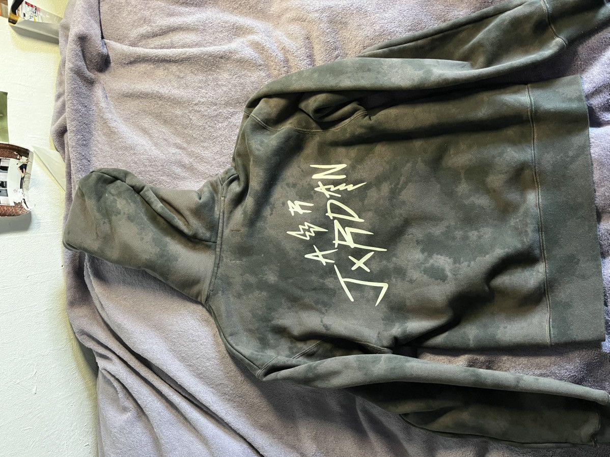 J Balvin × Jordan Brand × Nike Nike air Jordan x J Balvin Hoodie Size US XS / EU 42 / 0 - 6 Thumbnail