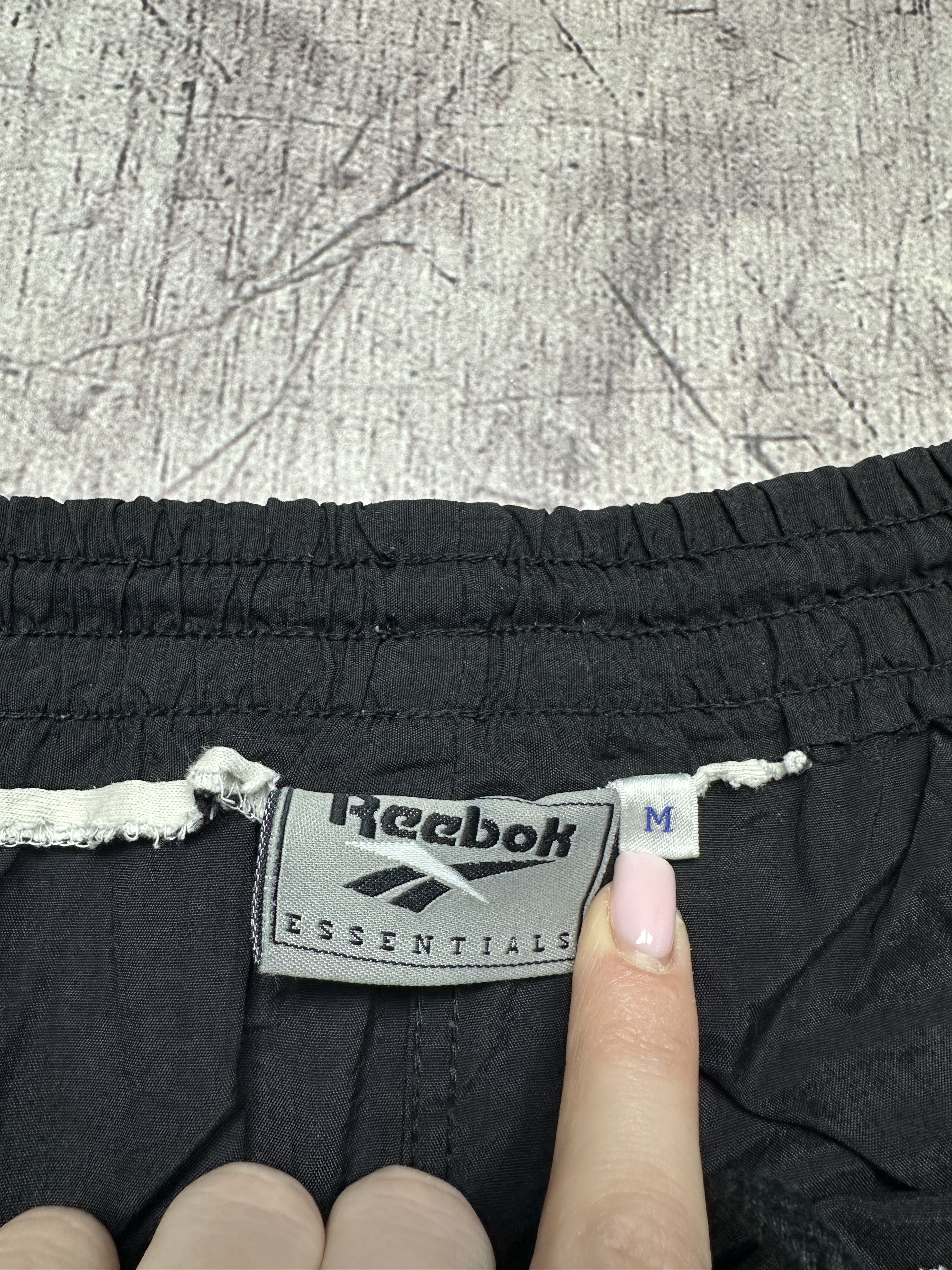 Reebok Reebok 90s Vintage Mens Nylon Shorts Size US 32 / EU 48 - 5 Thumbnail