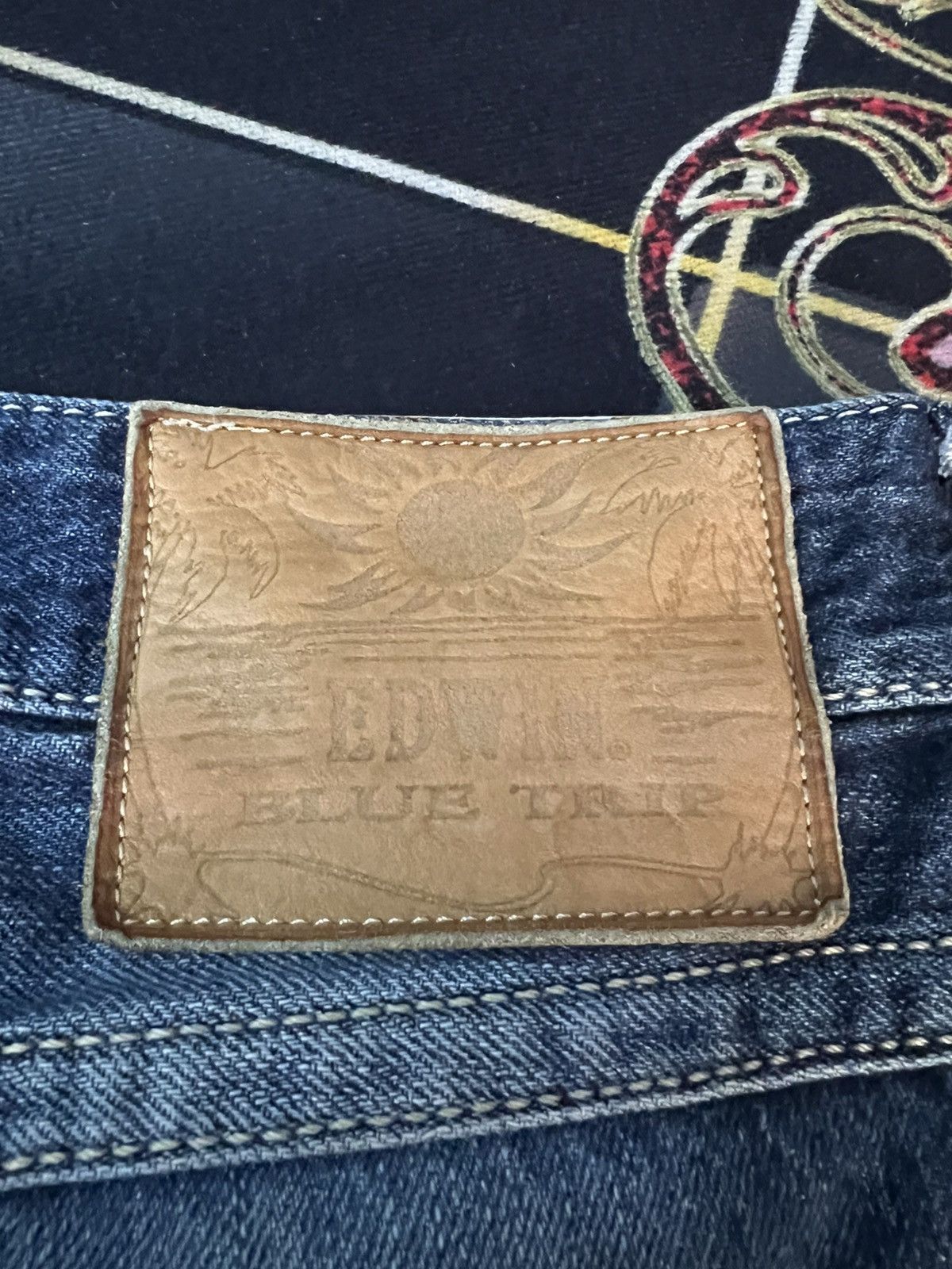 Edwin × Japanese Brand × Vintage 💥FLARE 💥VINTAGE EDWIN BLUE TRIP SUN DISTRESSED JEANS Size US 31 - 25 Thumbnail