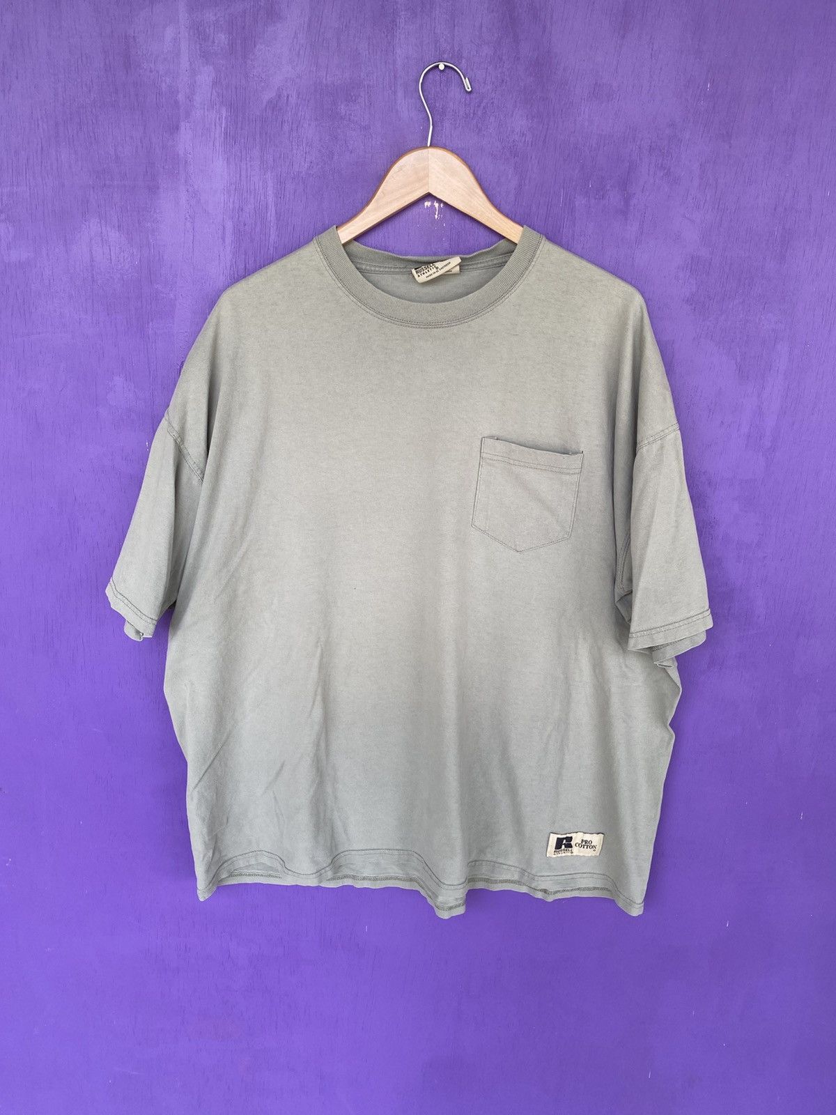 Russell Athletic Vintage 90s Russell athletic faded essentjal pocket tee Size US XXL / EU 58 / 5 - 1 Thumbnail